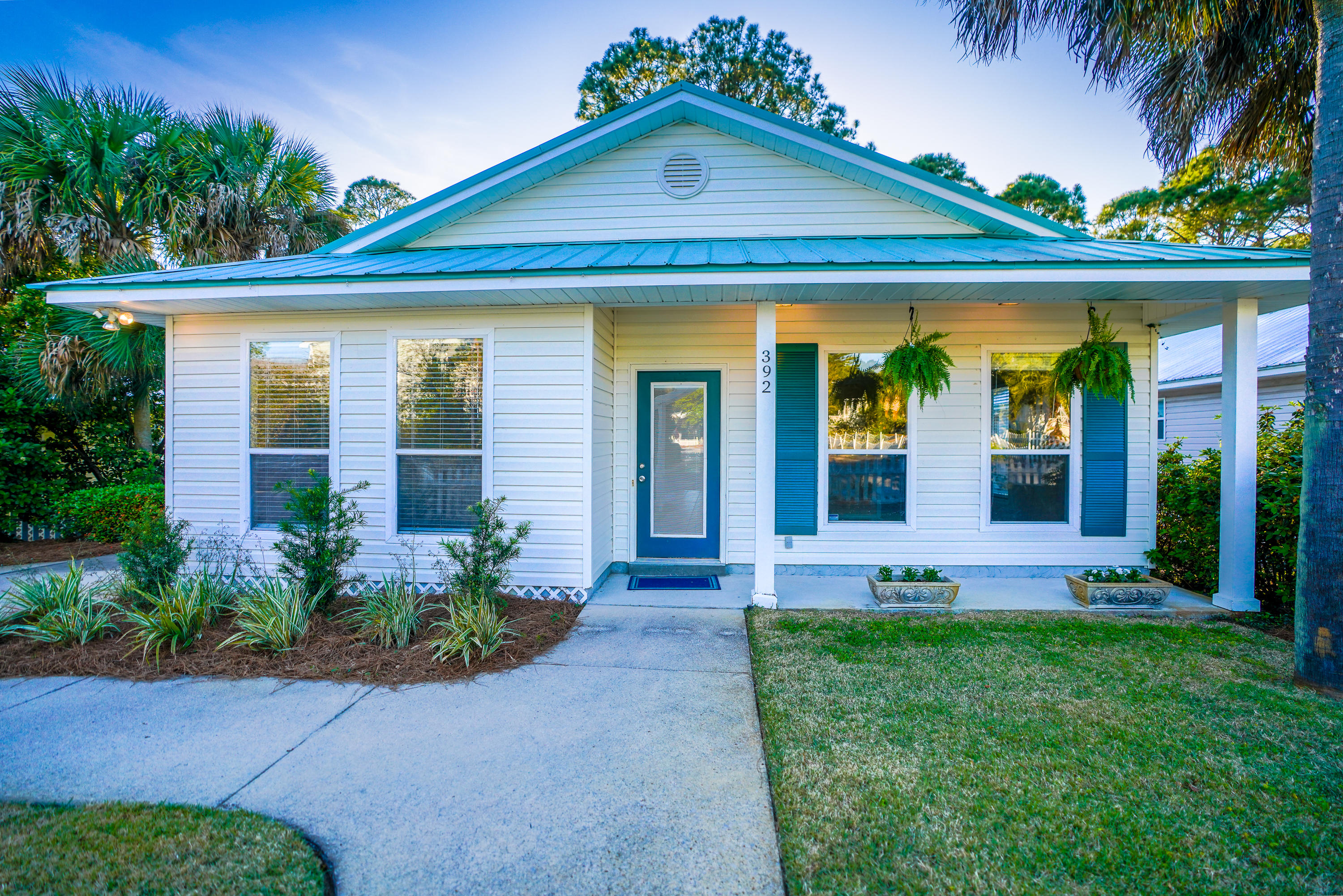 SEA DUNES - Residential
