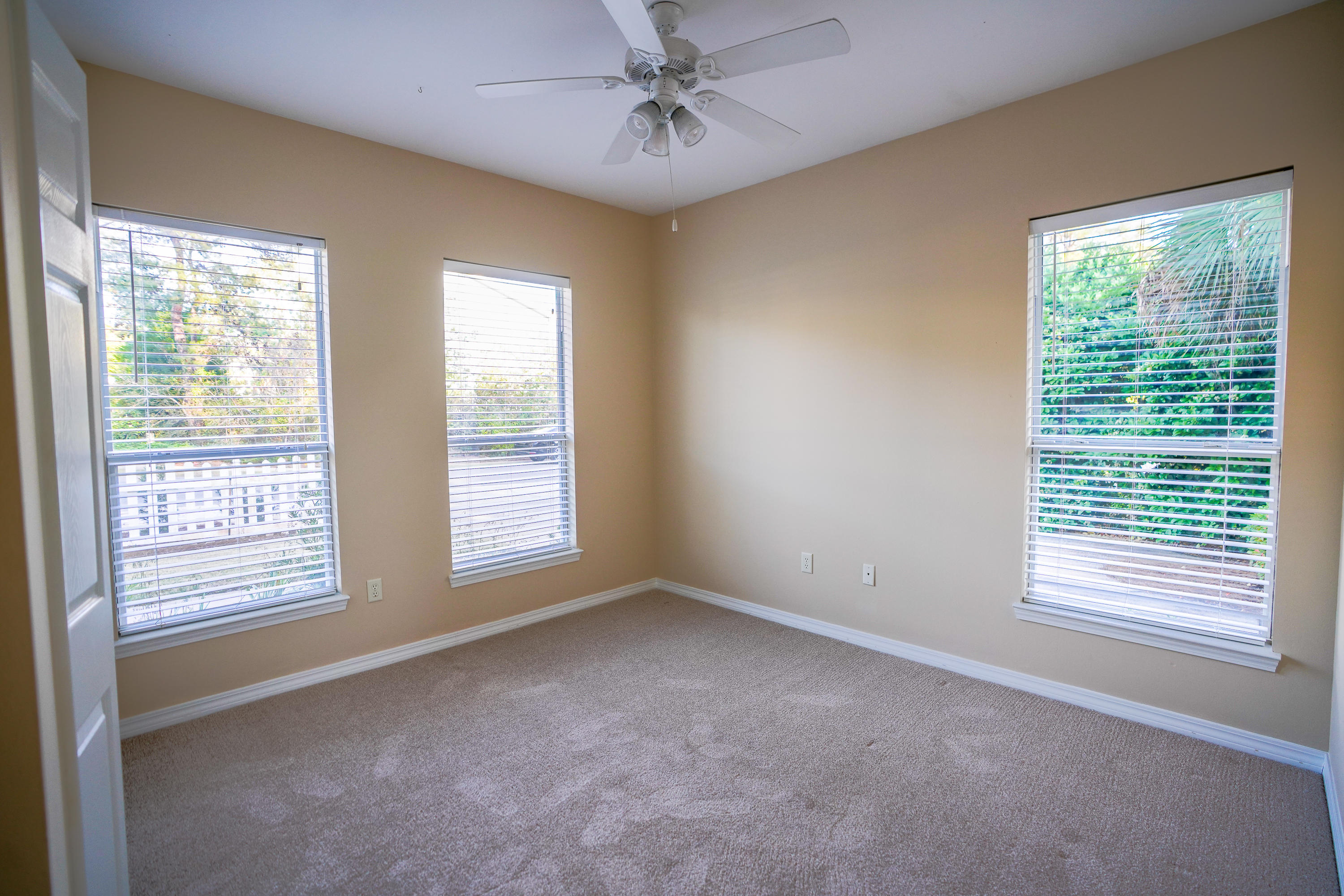 SEA DUNES - Residential