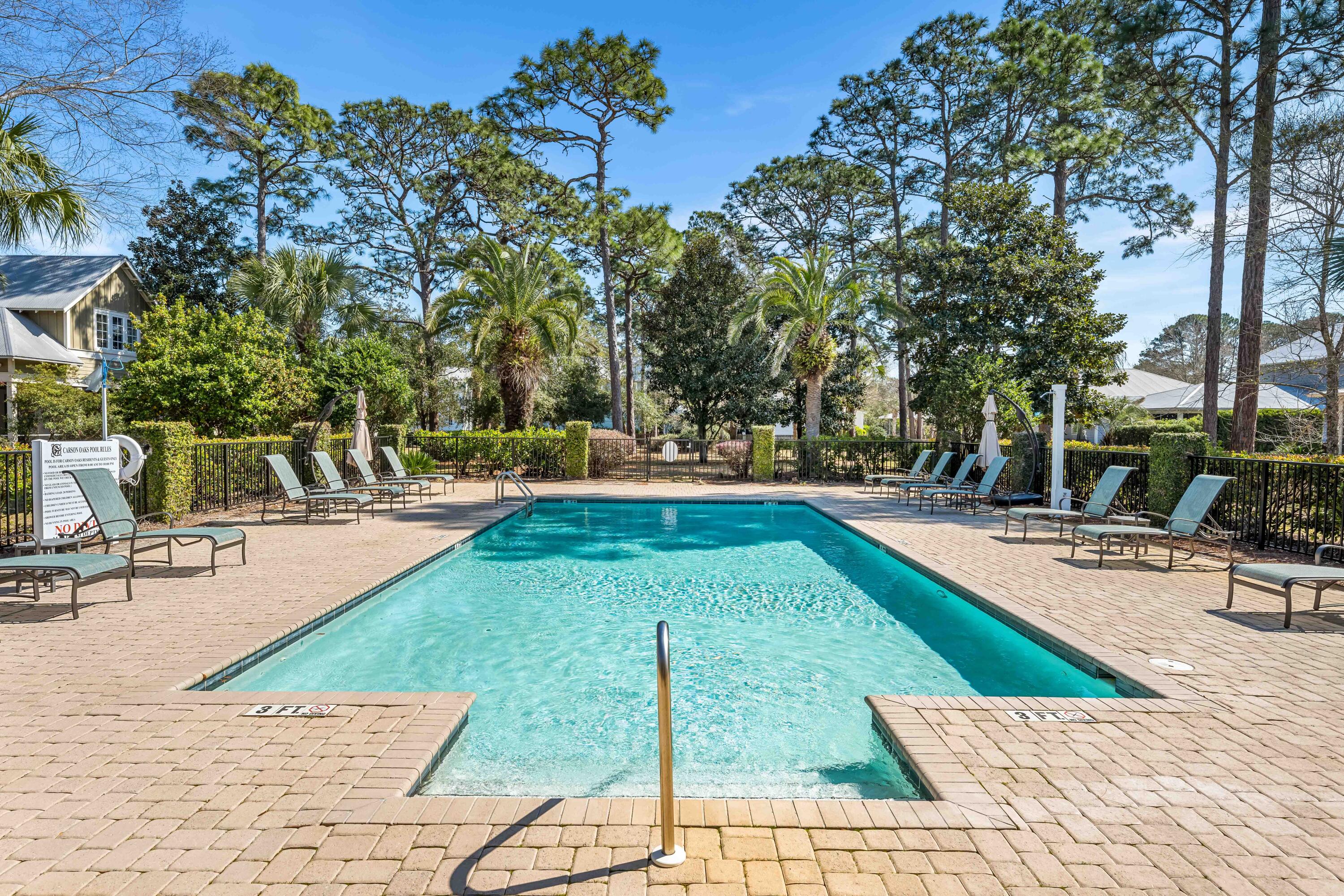 CARSON OAKS - Residential