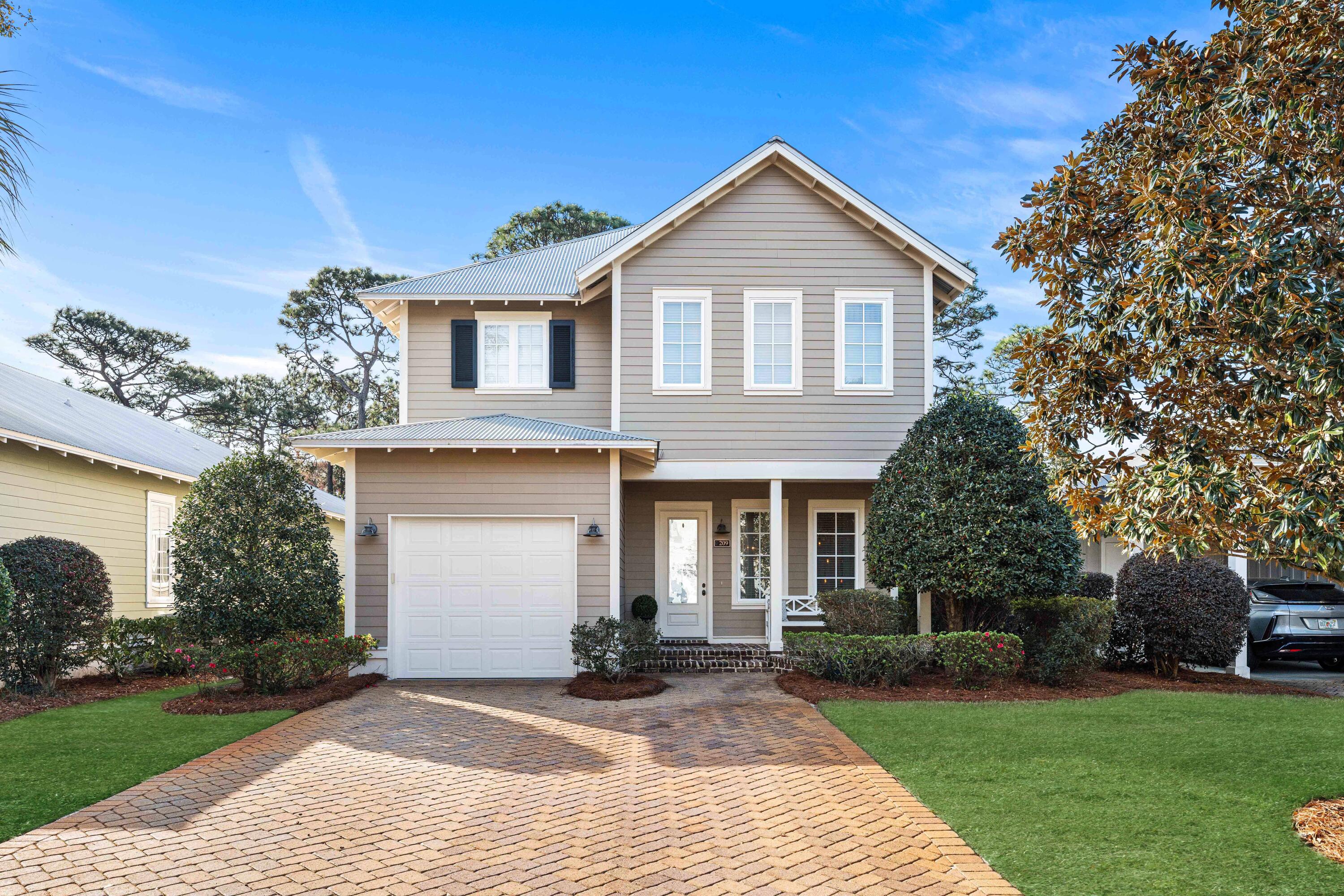 CARSON OAKS - Residential