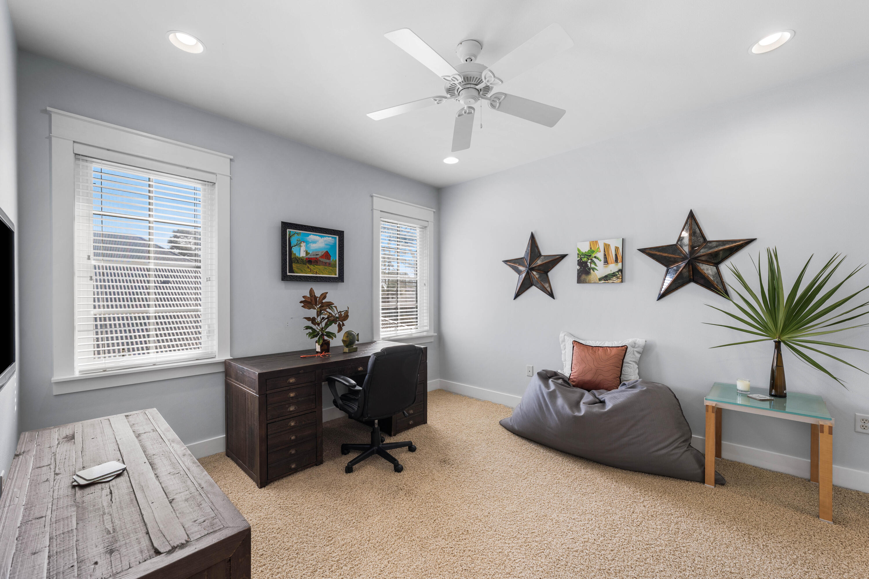 CARSON OAKS - Residential