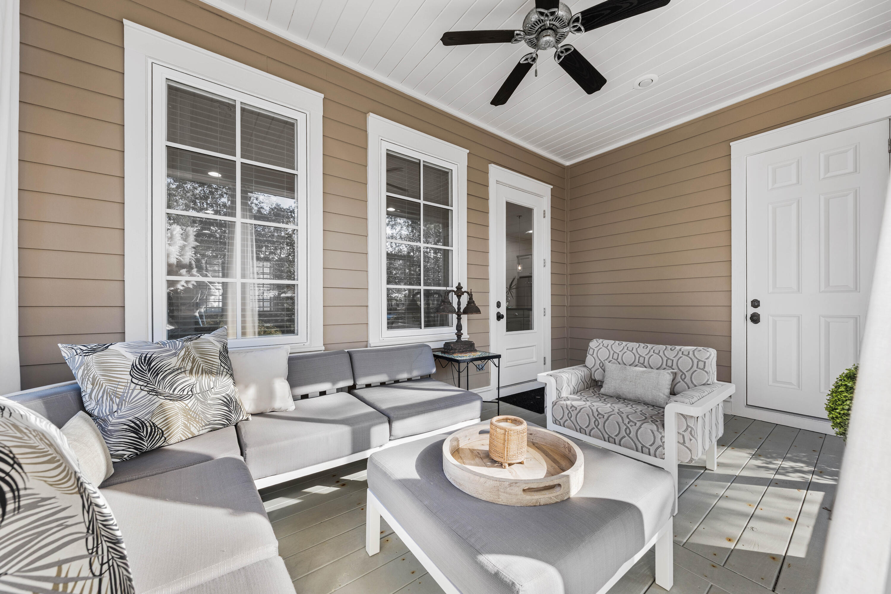 CARSON OAKS - Residential