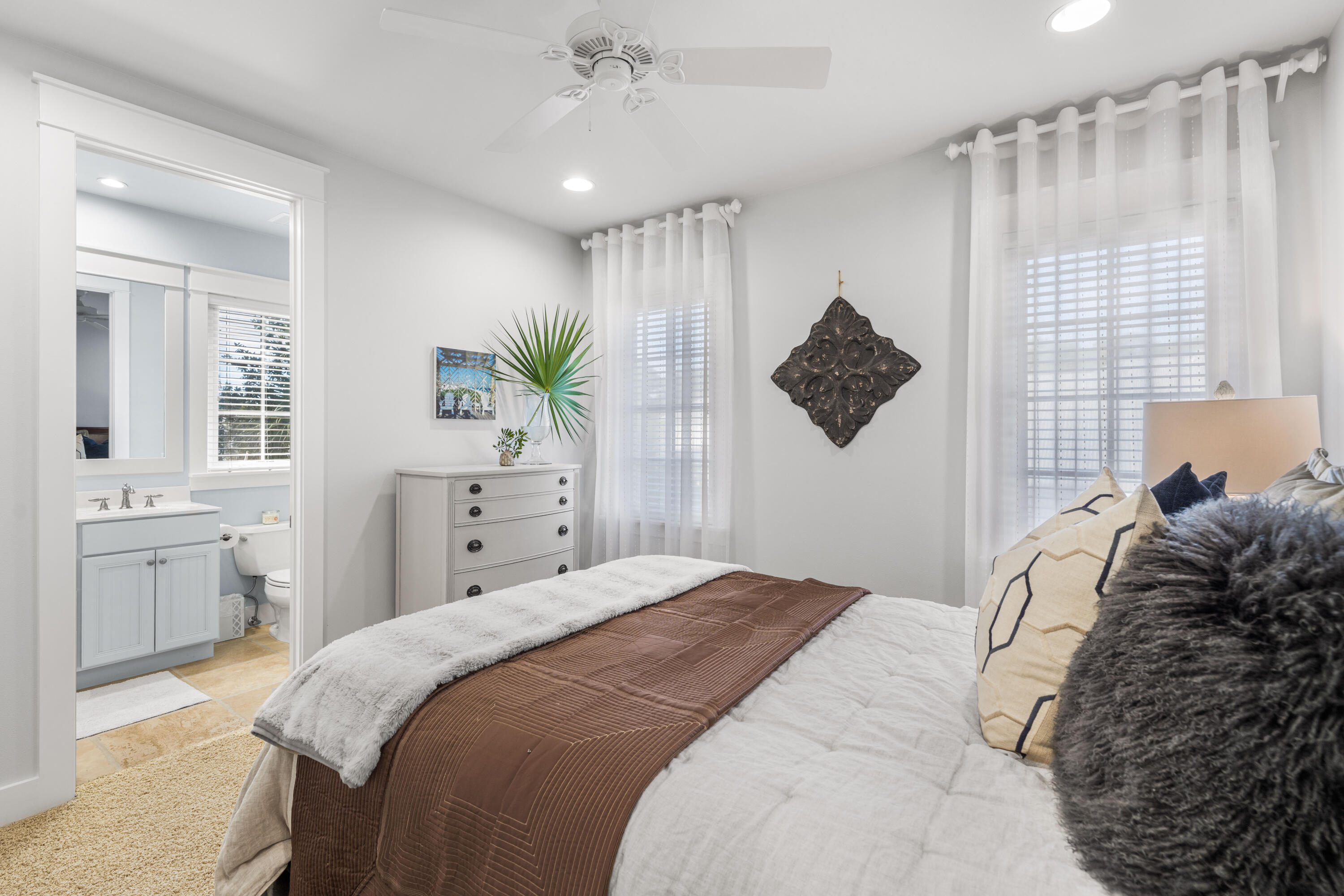 CARSON OAKS - Residential