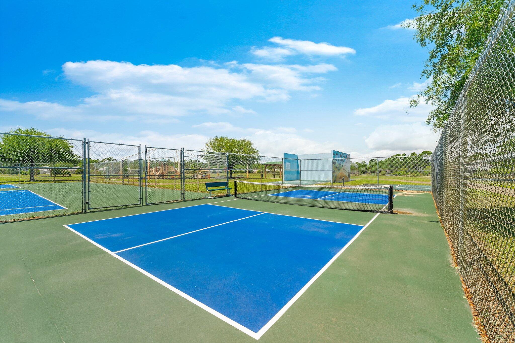 DRIFTWOOD ESTATES - Residential