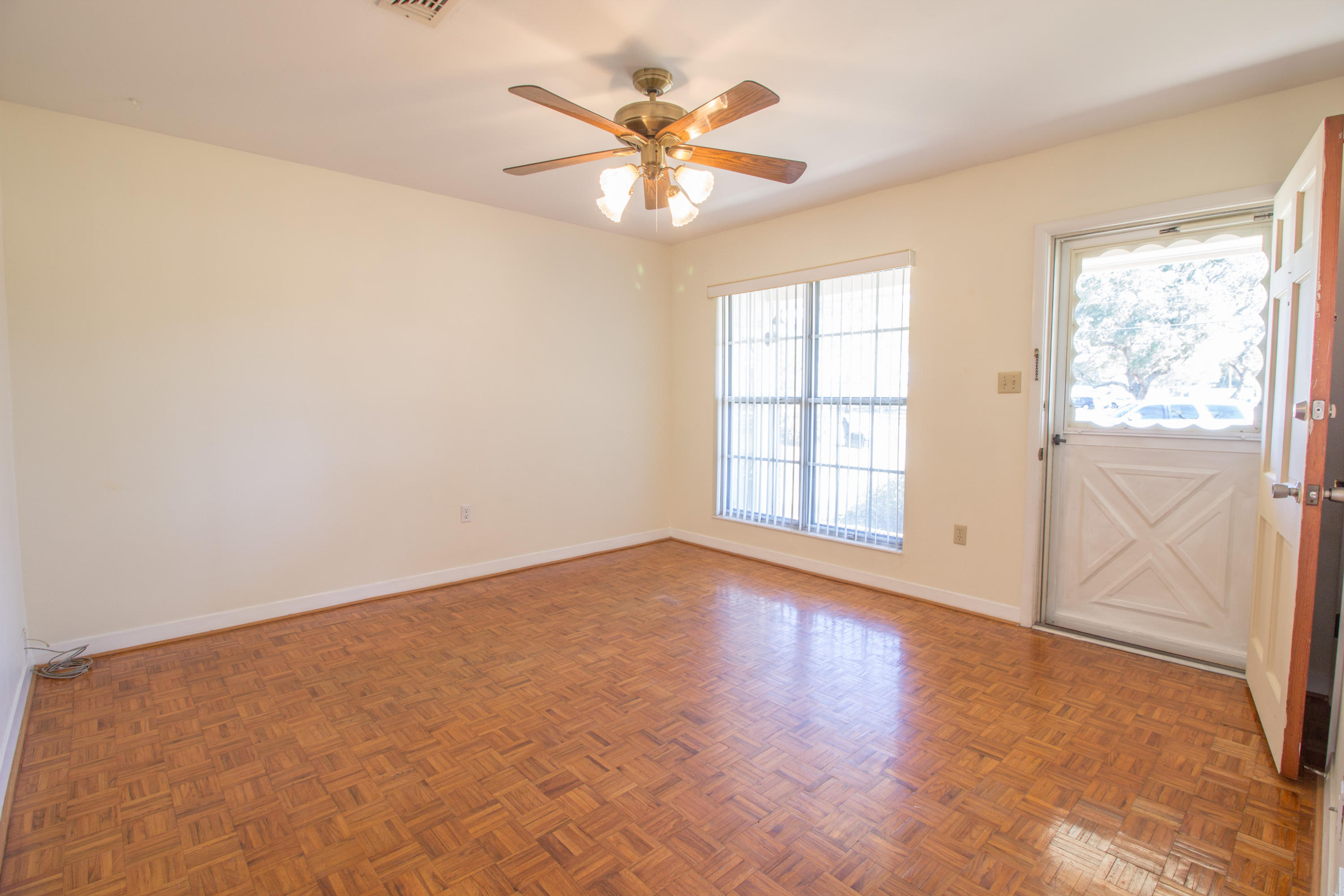 BAYSHORE PARK UNIT 3 - Residential