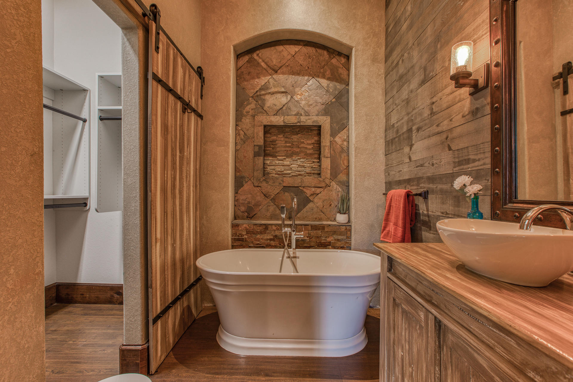 TUSCANA - Residential