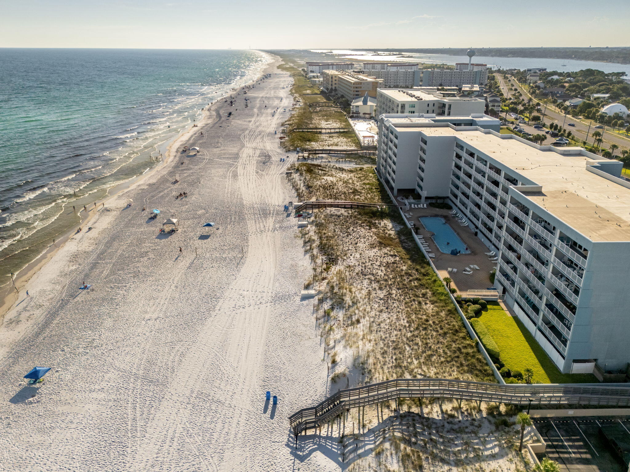 ISLANDER BEACH RESORT CONDO - Residential