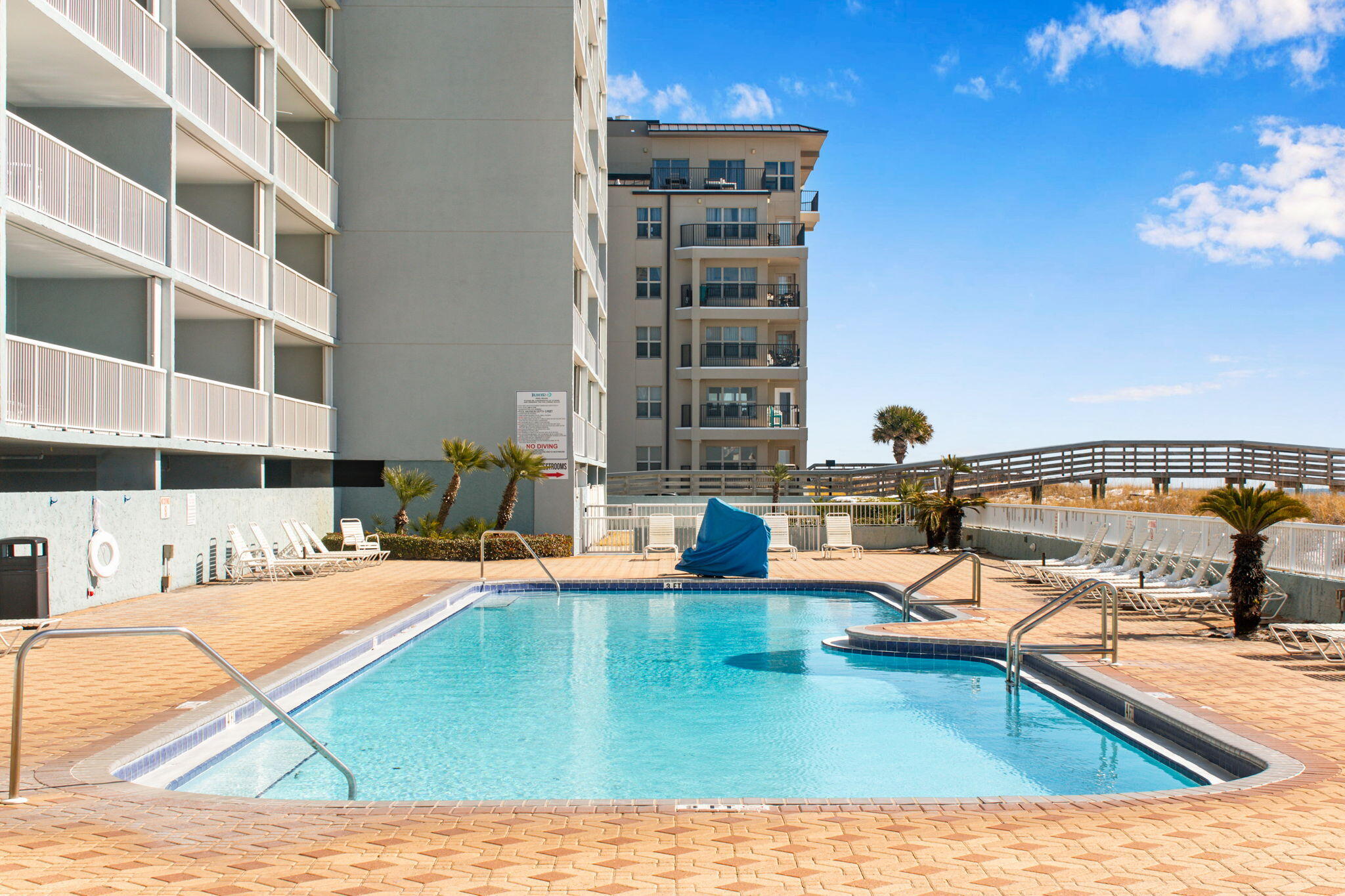 ISLANDER BEACH RESORT CONDO - Residential