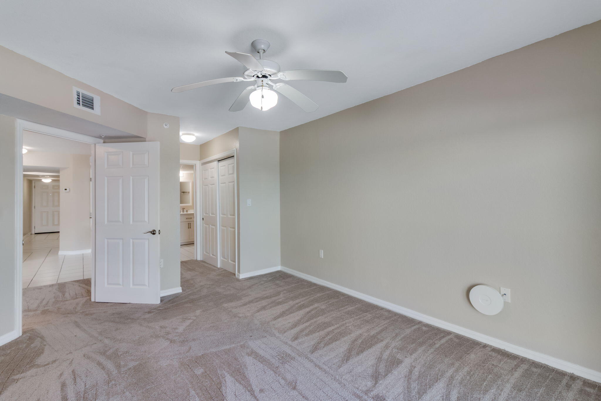 ISLANDER BEACH RESORT CONDO - Residential