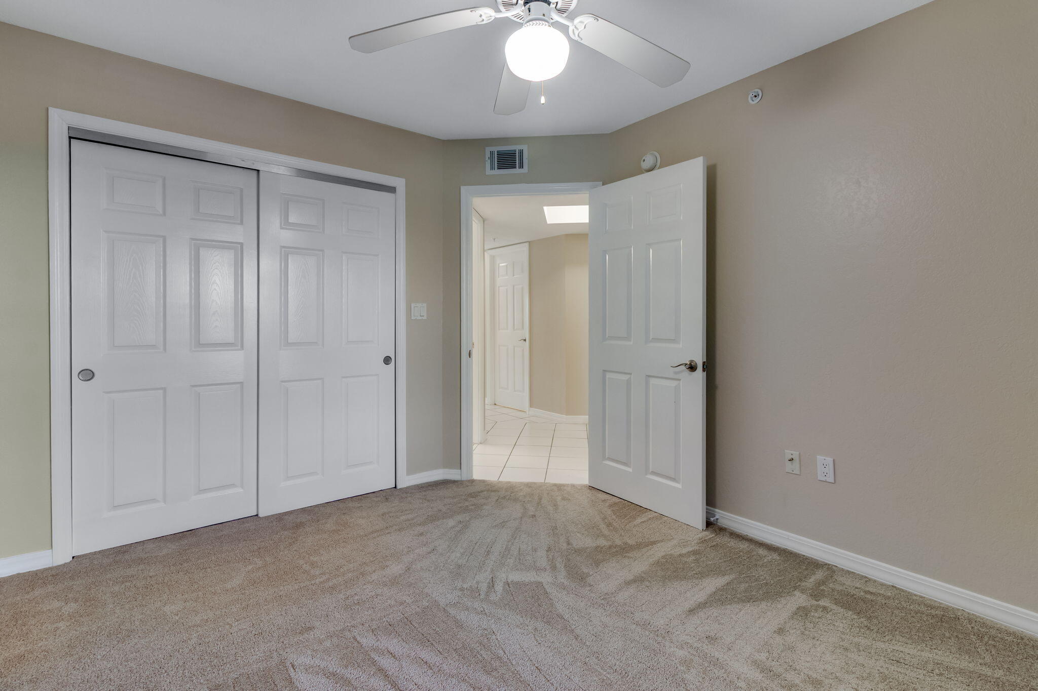 ISLANDER BEACH RESORT CONDO - Residential