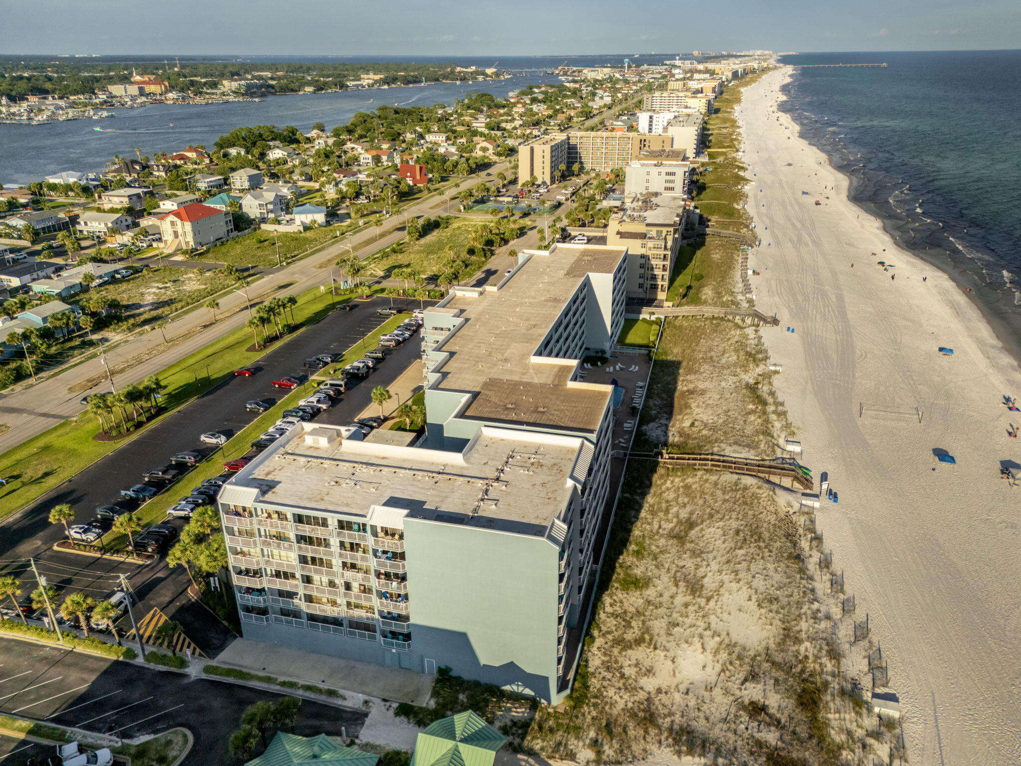 ISLANDER BEACH RESORT CONDO - Residential