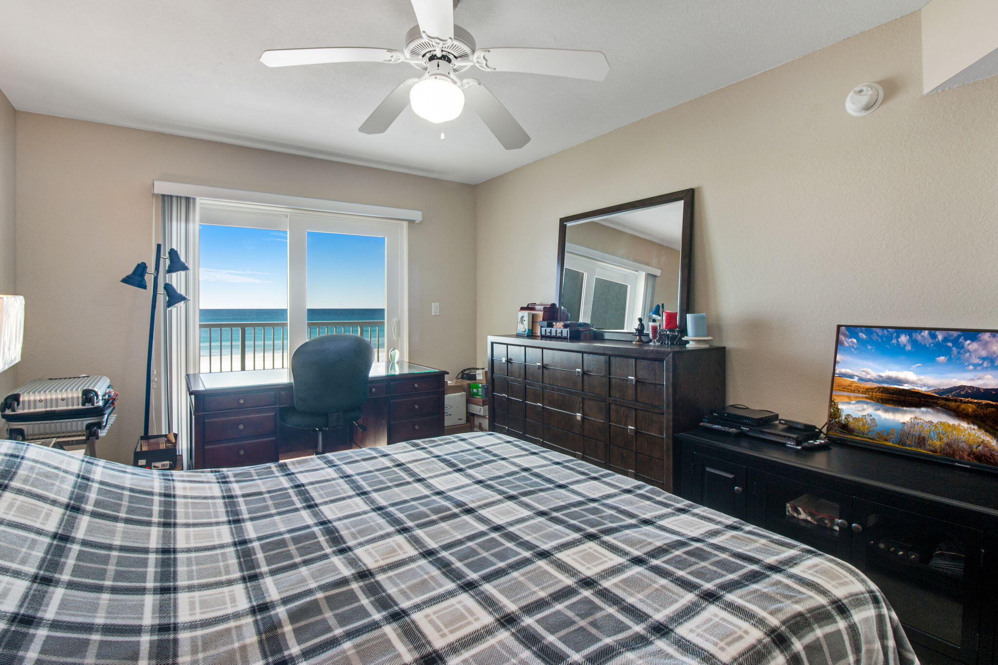 ISLANDER BEACH RESORT CONDO - Residential