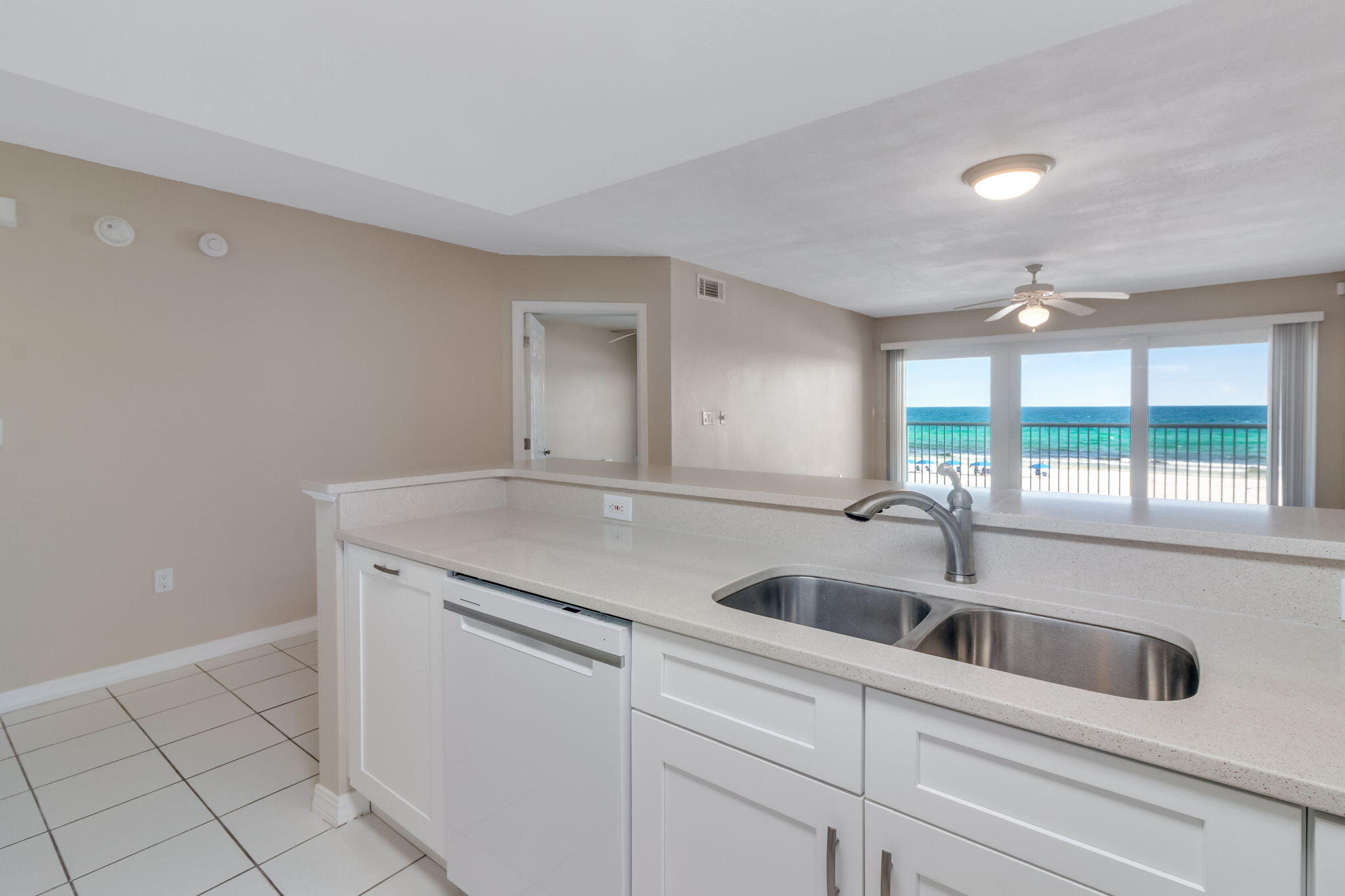 ISLANDER BEACH RESORT CONDO - Residential