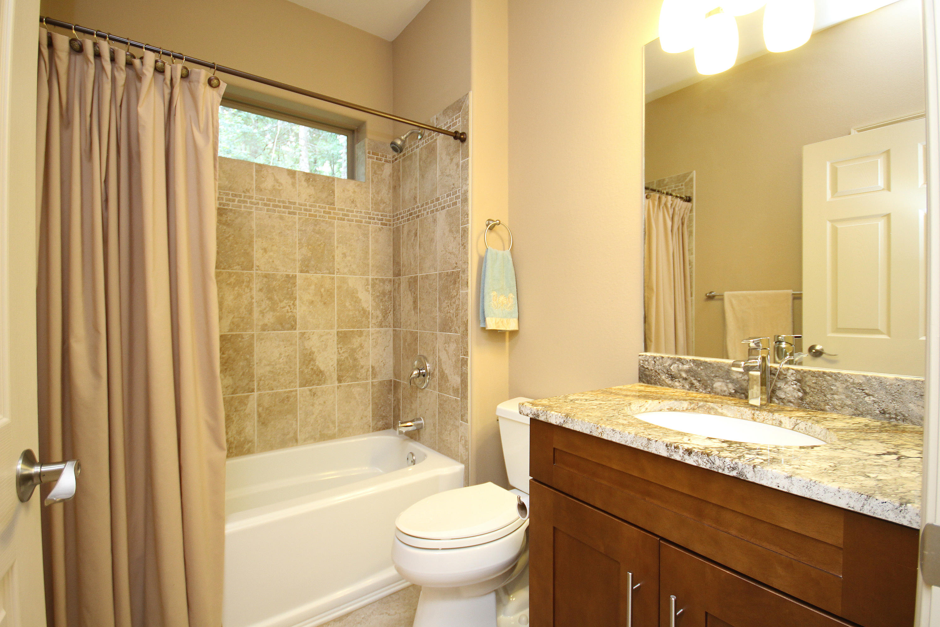 CLAIRES VINEYARD - Residential