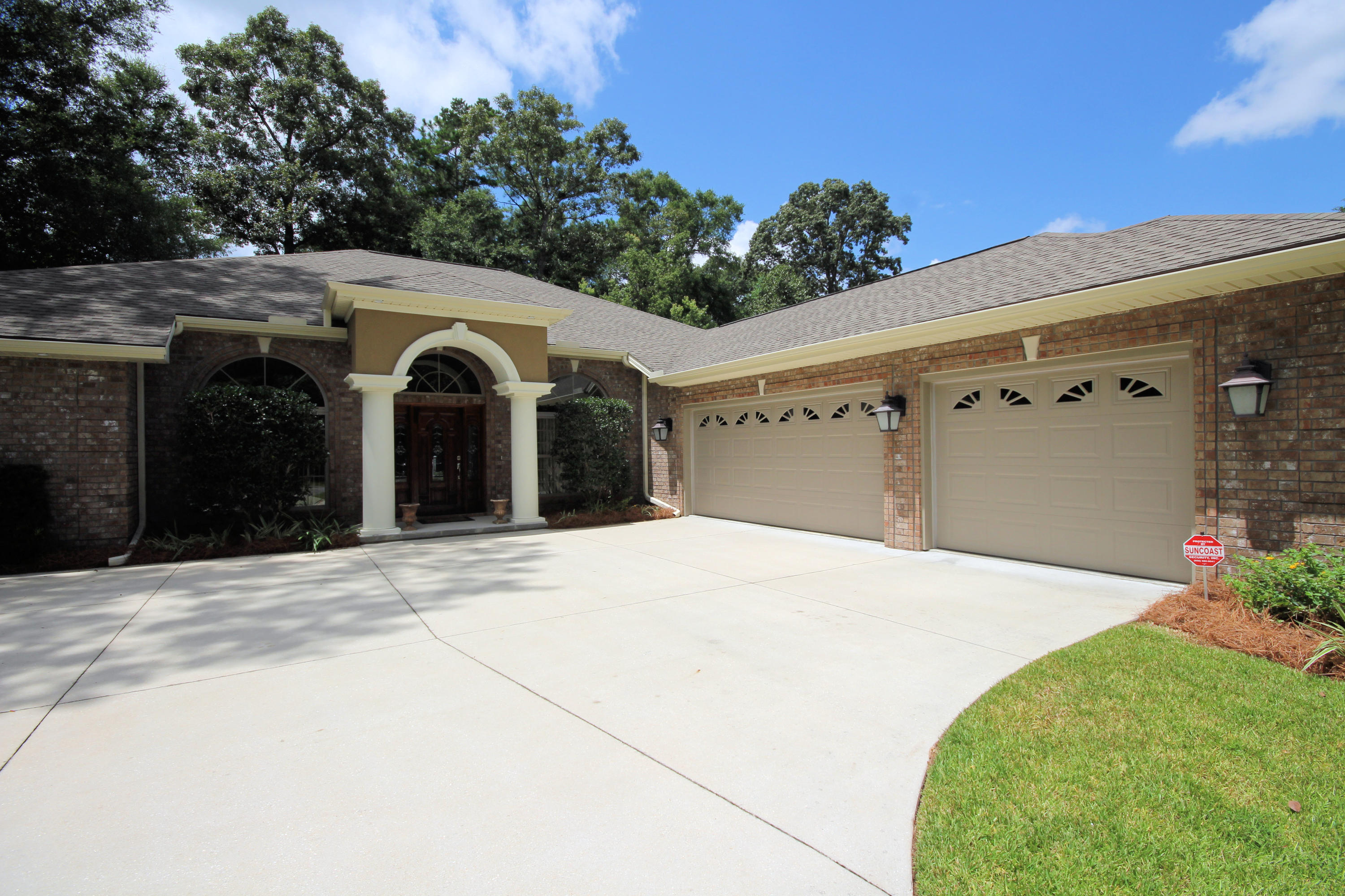 CLAIRES VINEYARD - Residential