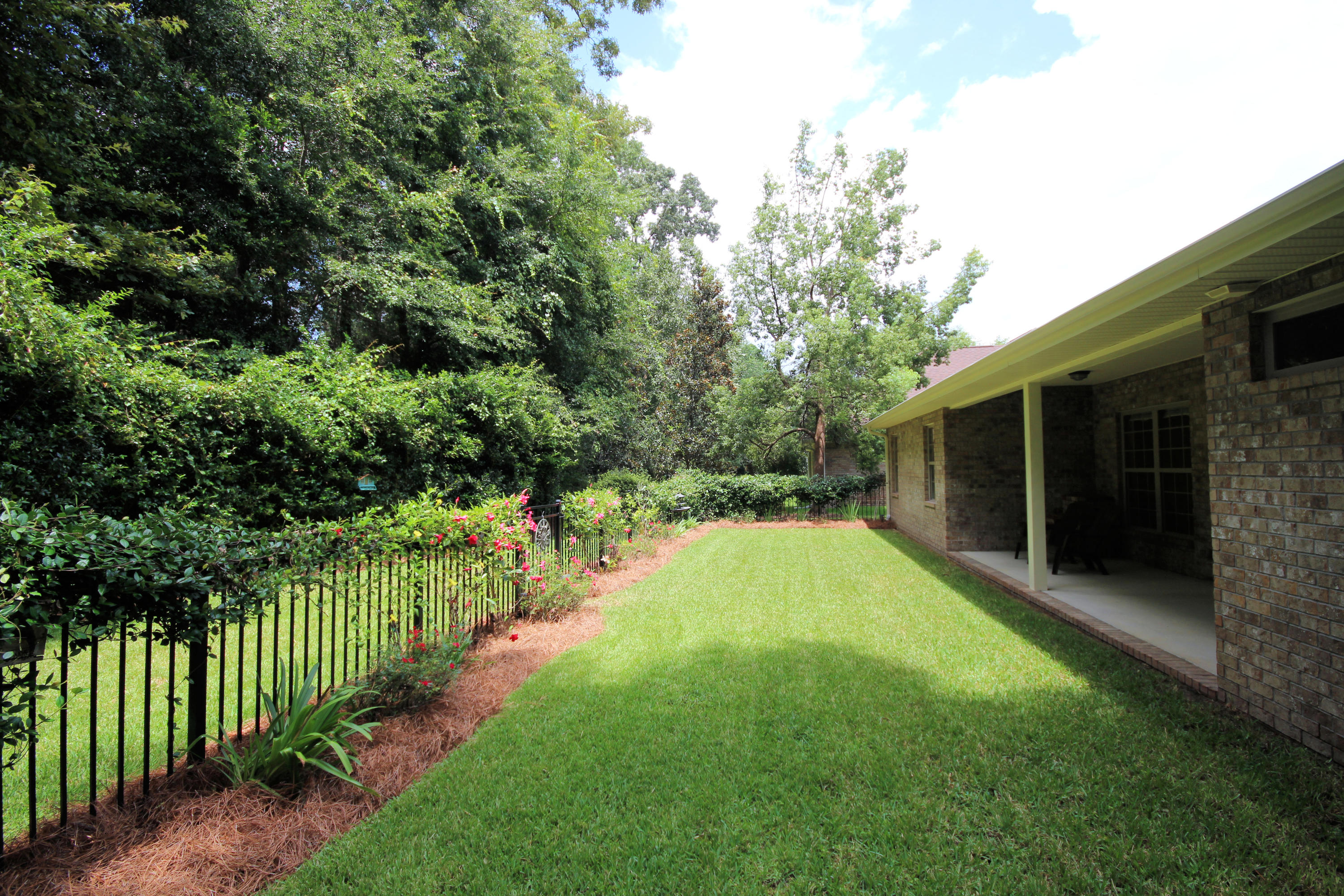 CLAIRES VINEYARD - Residential