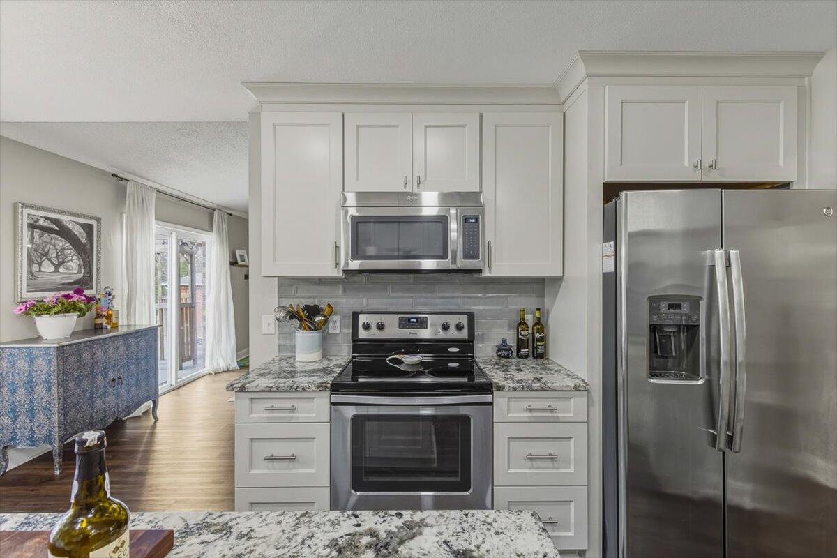 WESTVIEW EST PH IV - Residential