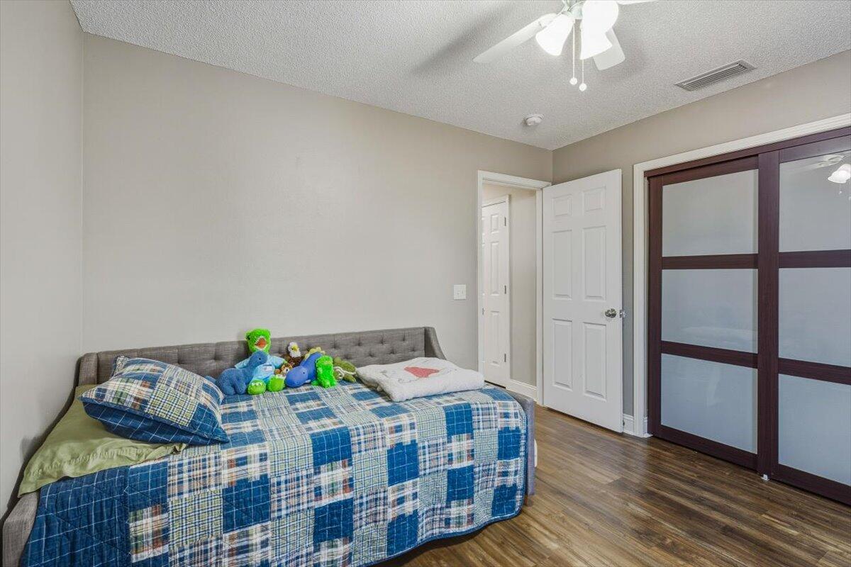 WESTVIEW EST PH IV - Residential