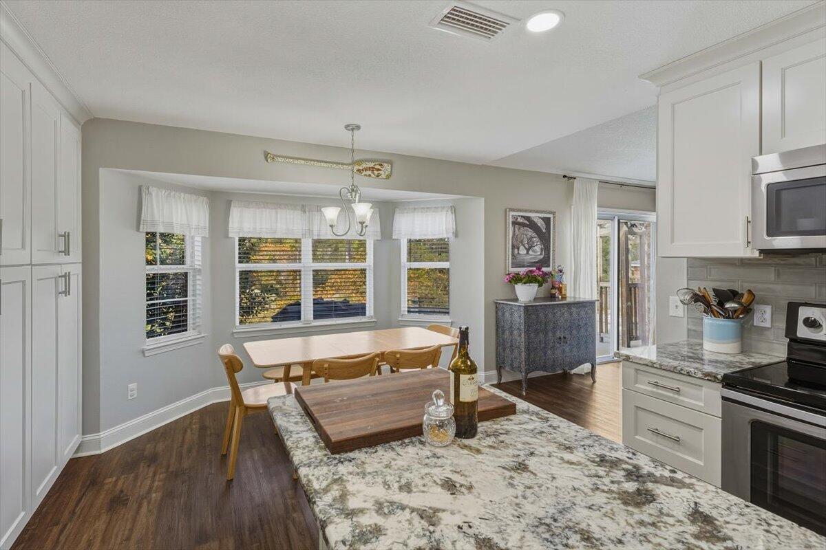 WESTVIEW EST PH IV - Residential