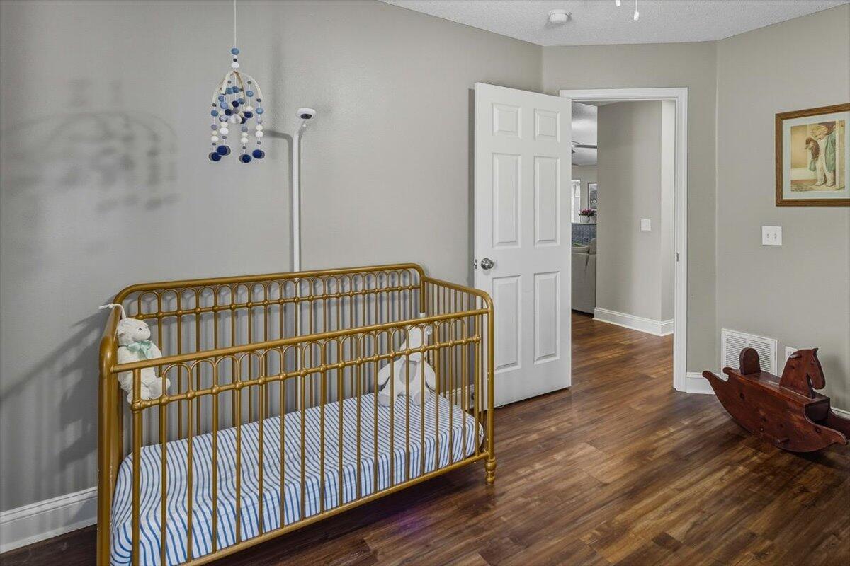 WESTVIEW EST PH IV - Residential