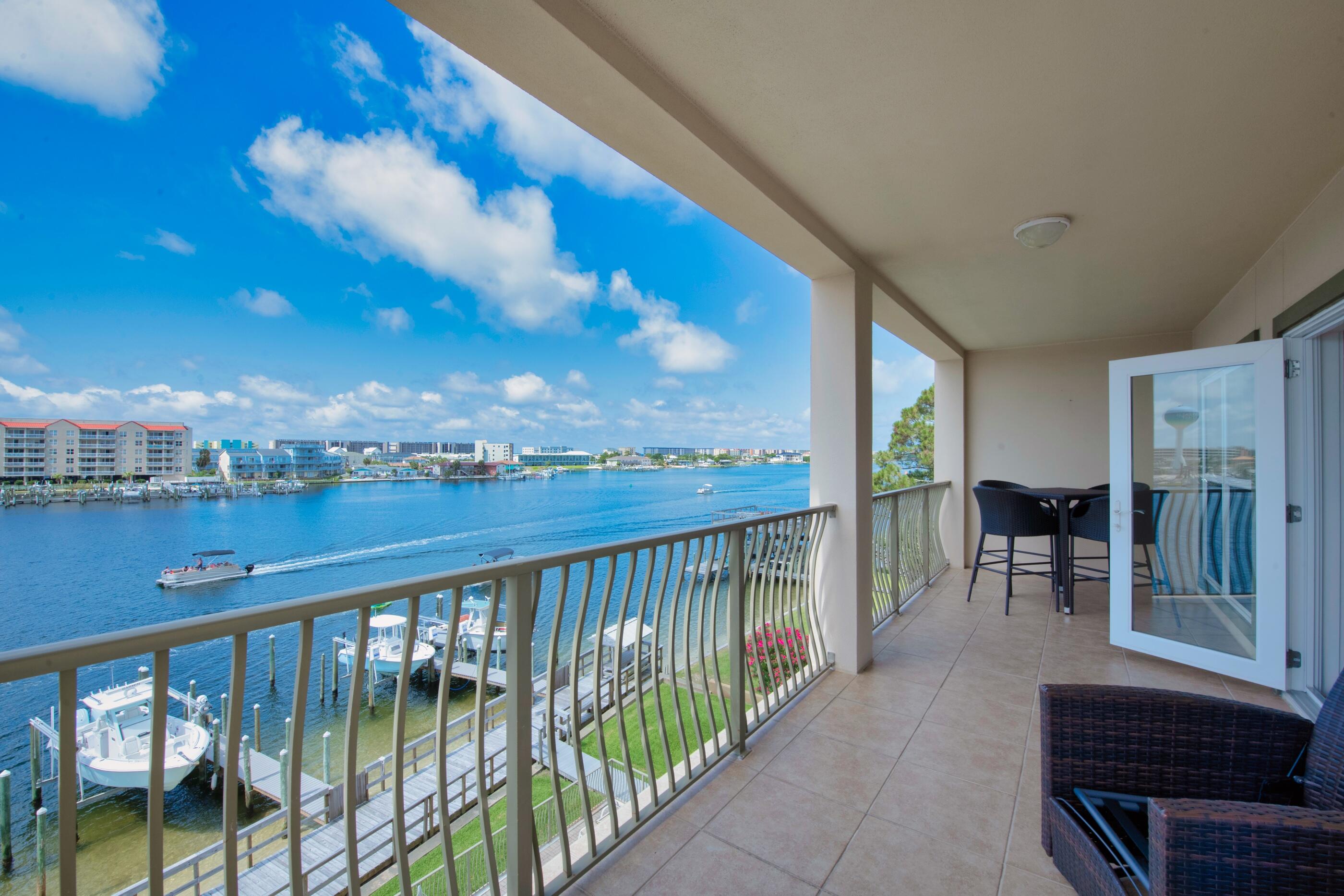 SAILWATCH LANDING - Residential