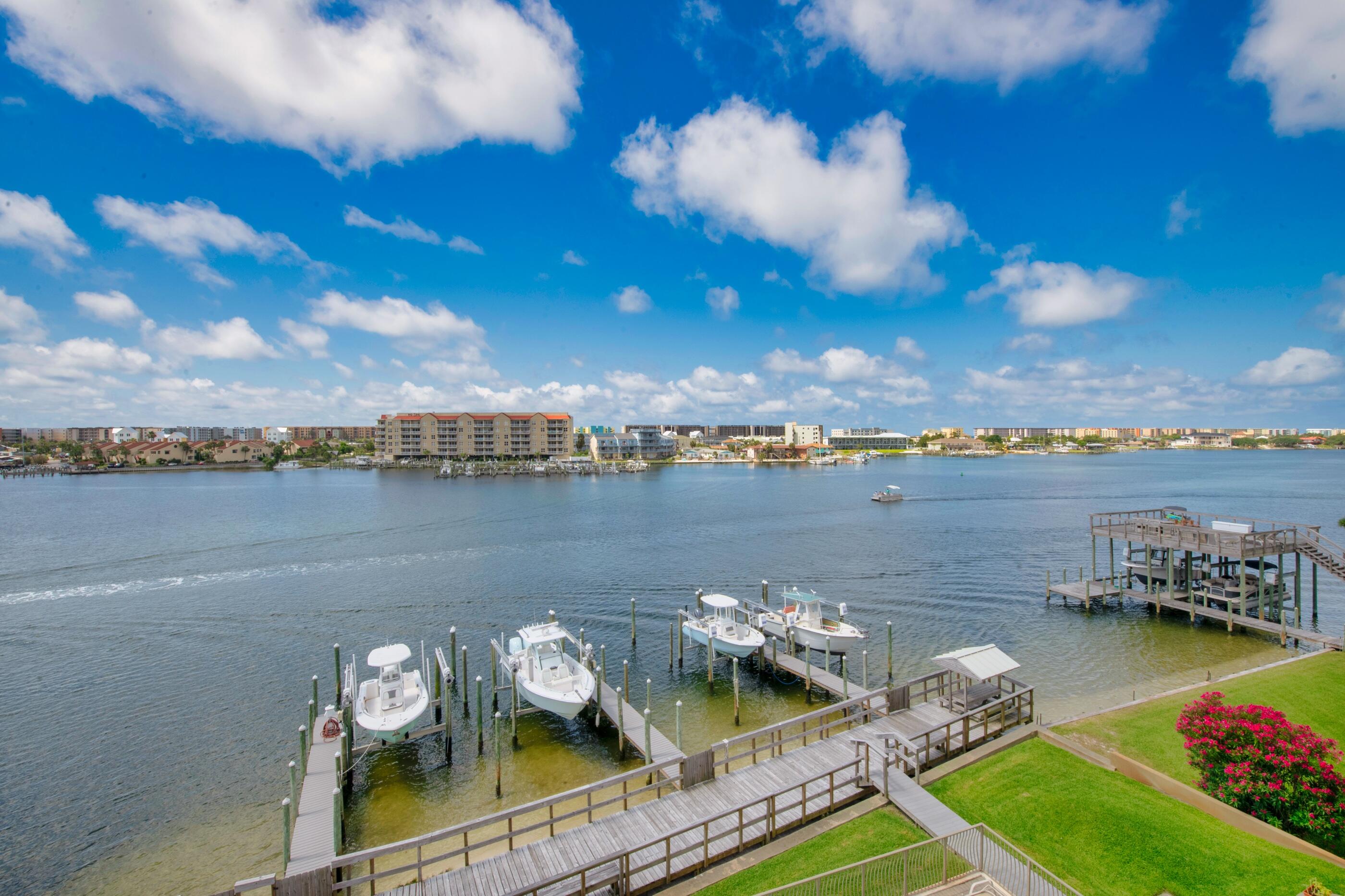 SAILWATCH LANDING - Residential