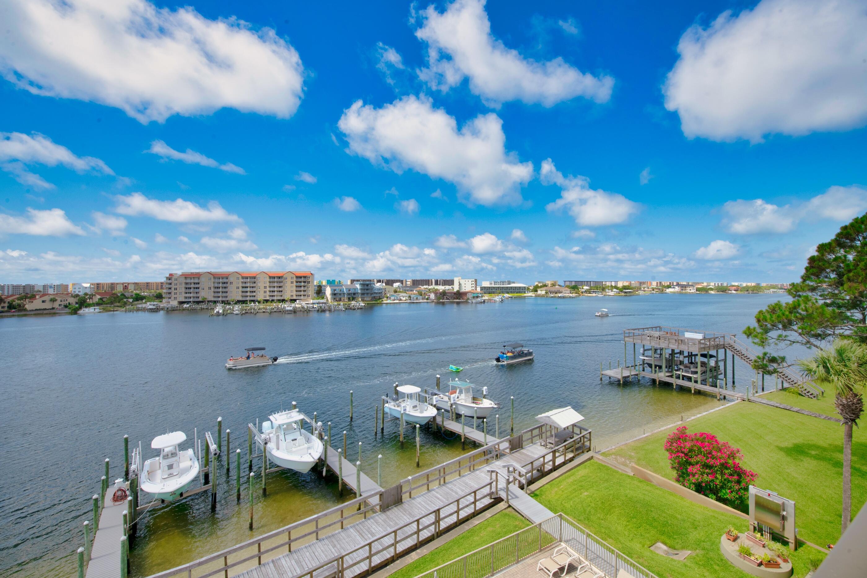 SAILWATCH LANDING - Residential