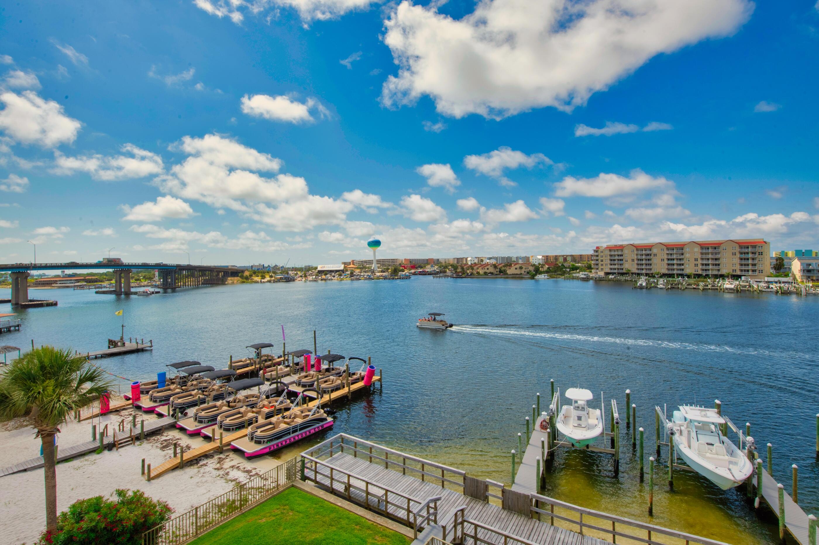 SAILWATCH LANDING - Residential