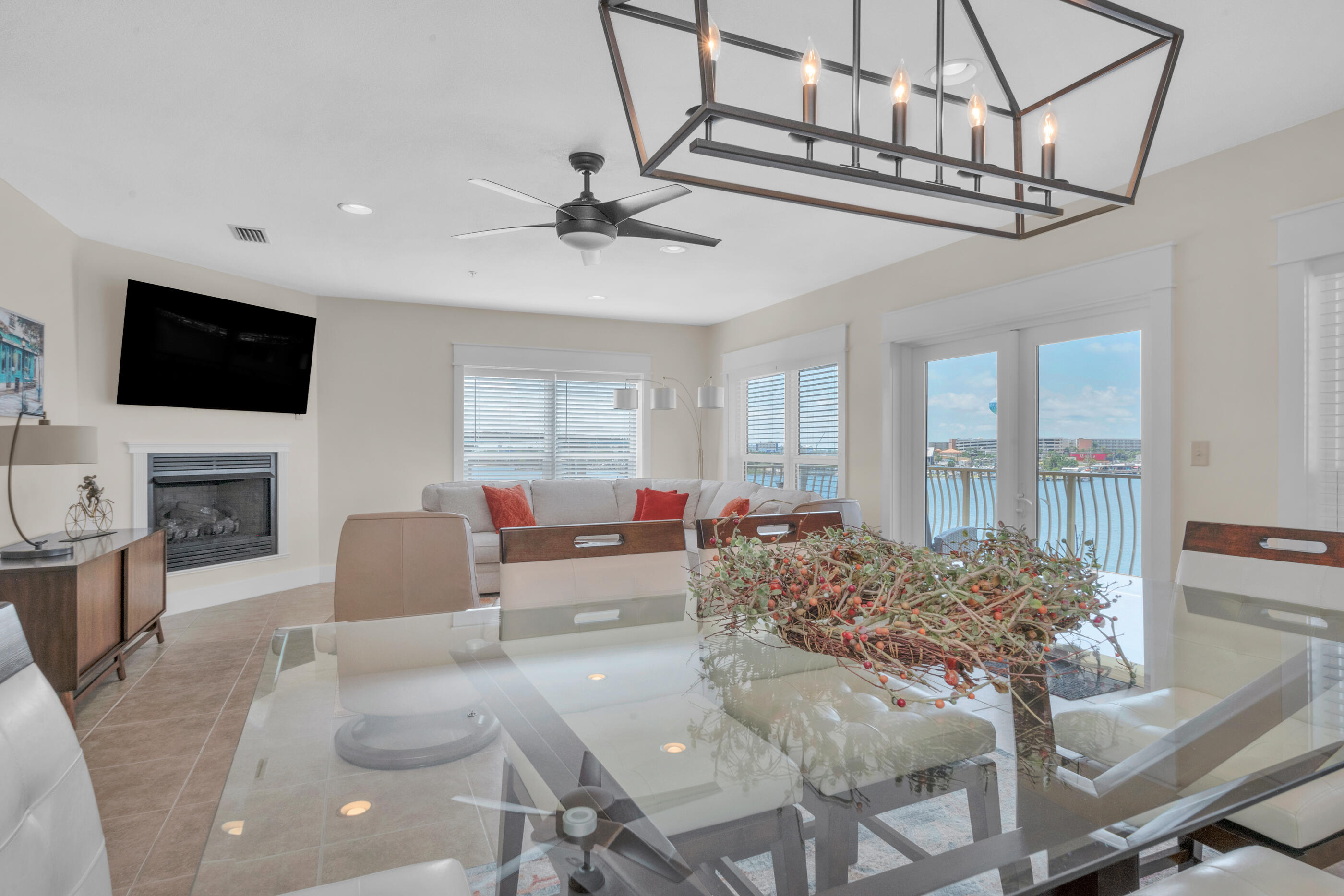 SAILWATCH LANDING - Residential