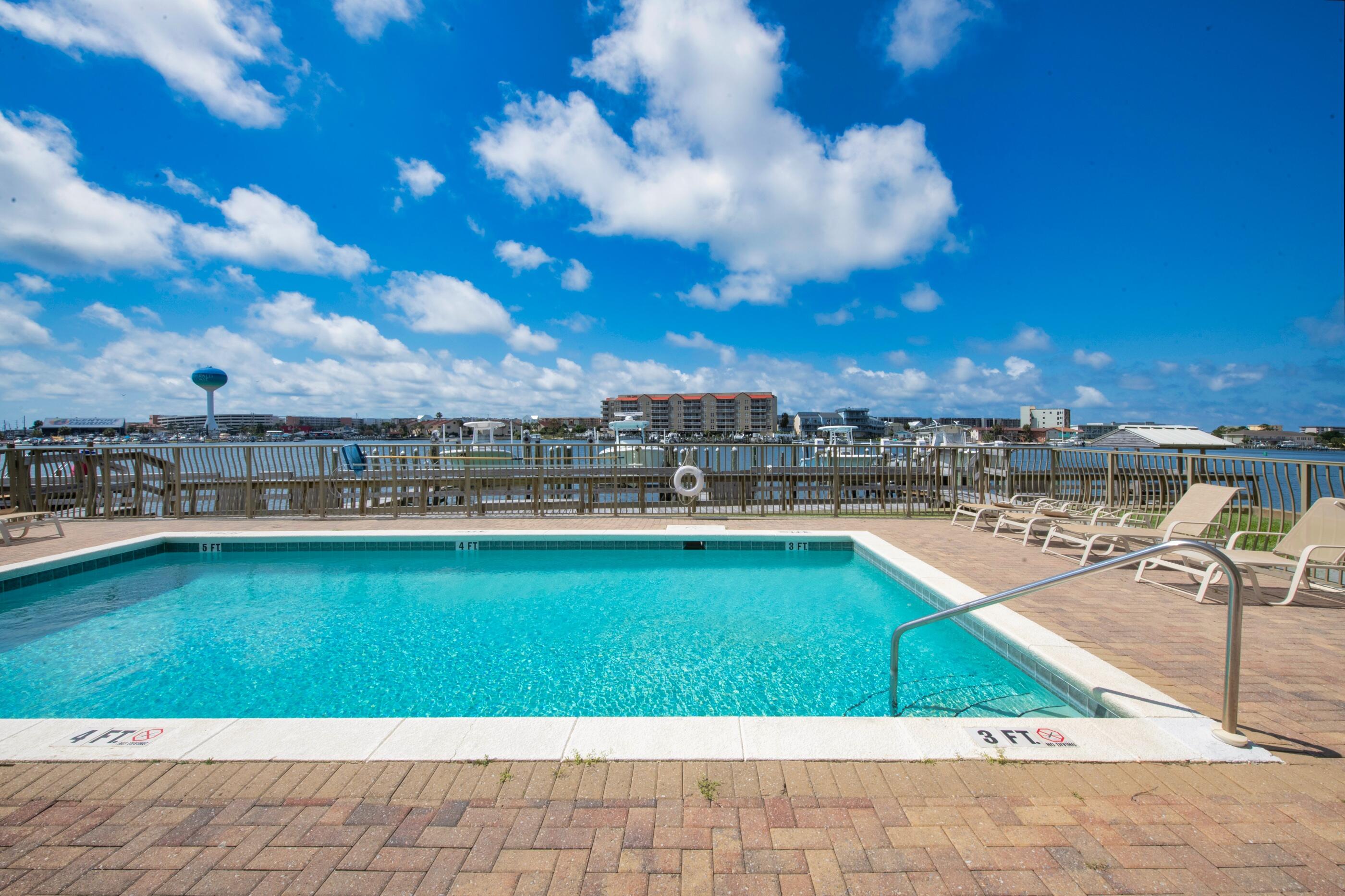 SAILWATCH LANDING - Residential