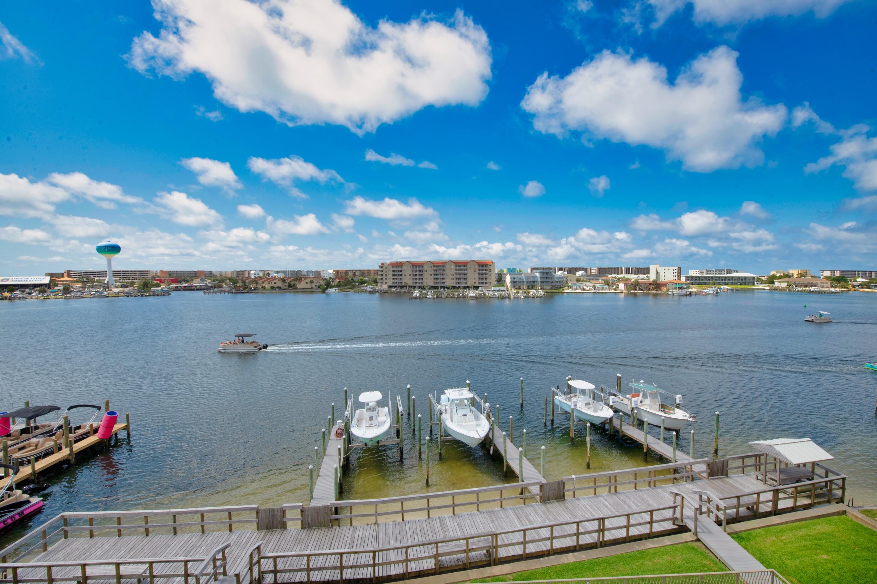 SAILWATCH LANDING - Residential