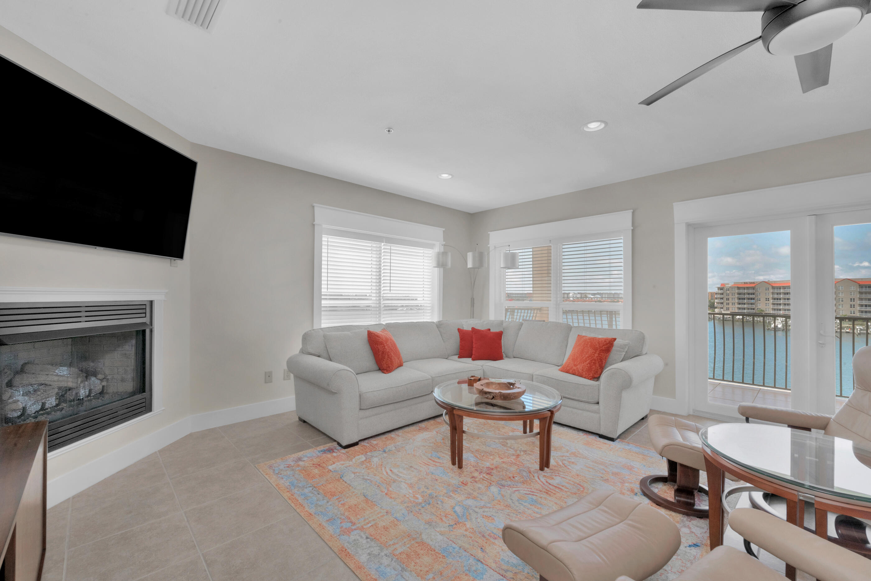 SAILWATCH LANDING - Residential