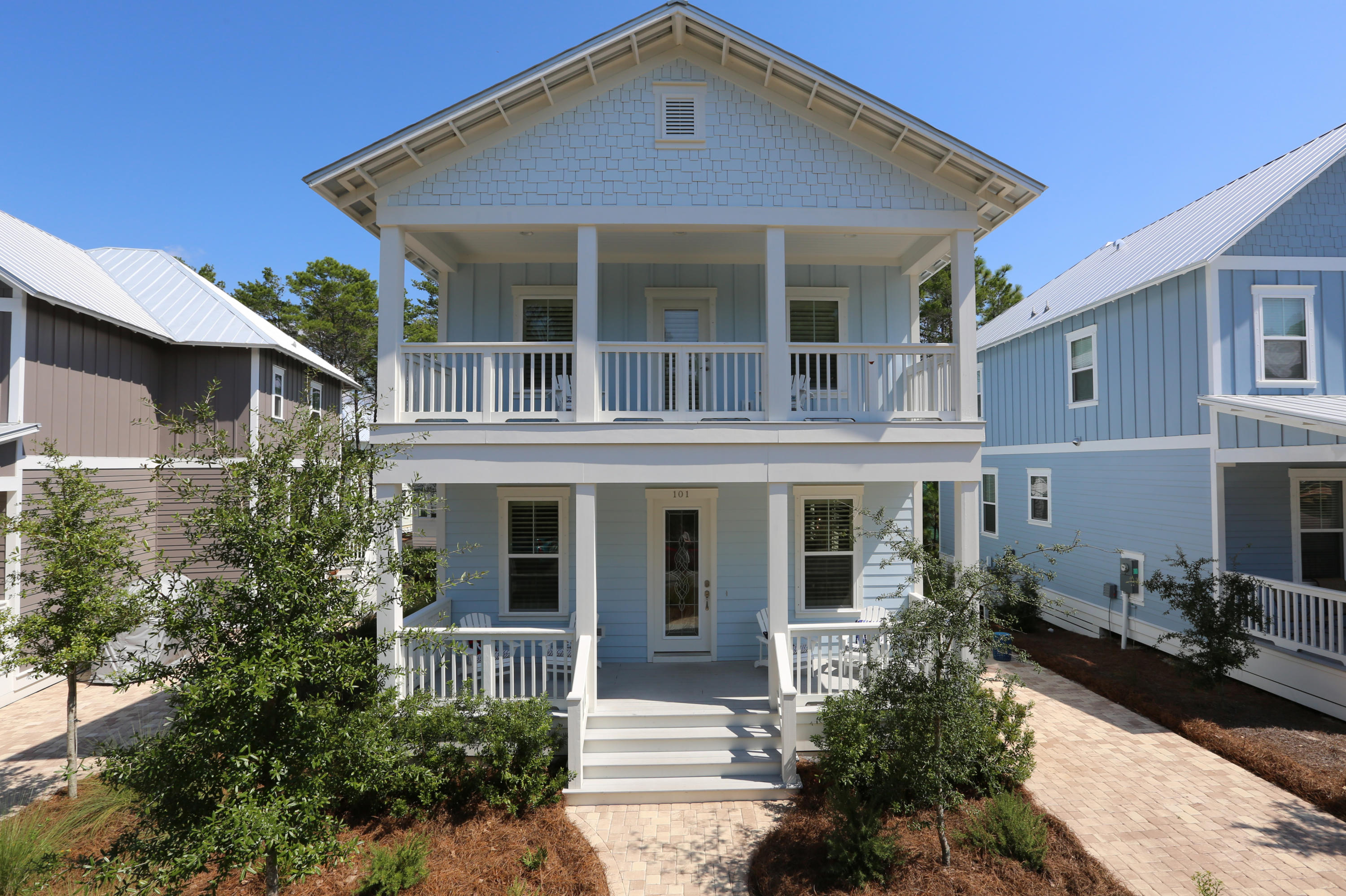 HIGHLAND PARKS - Residential