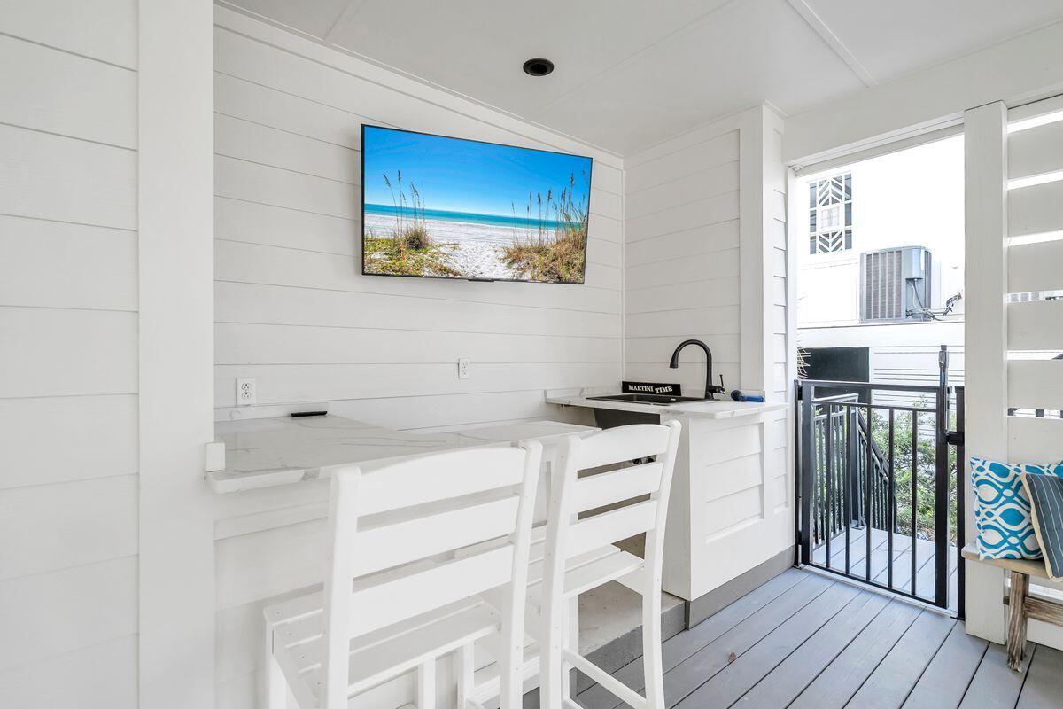 GRAYTON BEACH - Residential