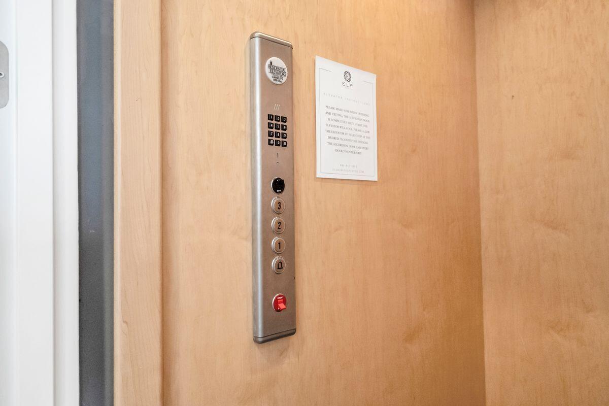 GRAYTON BEACH - Residential