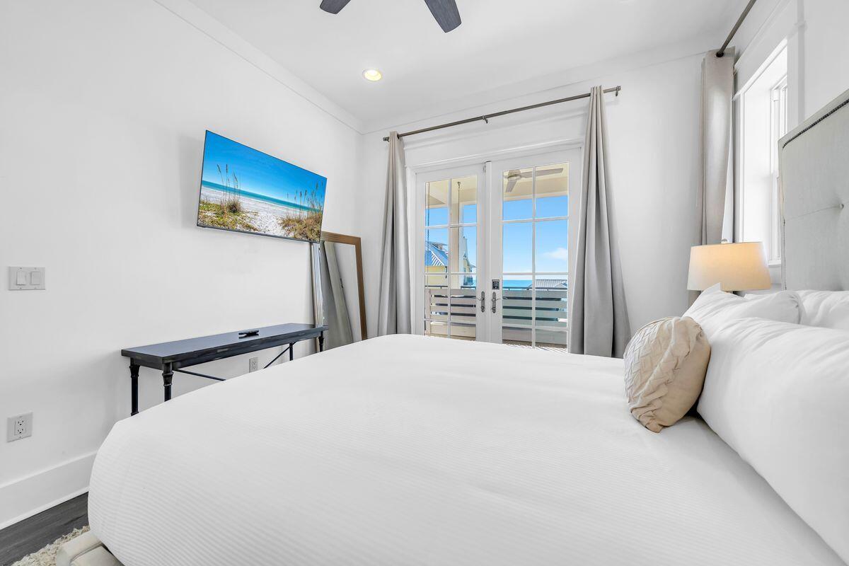 GRAYTON BEACH - Residential