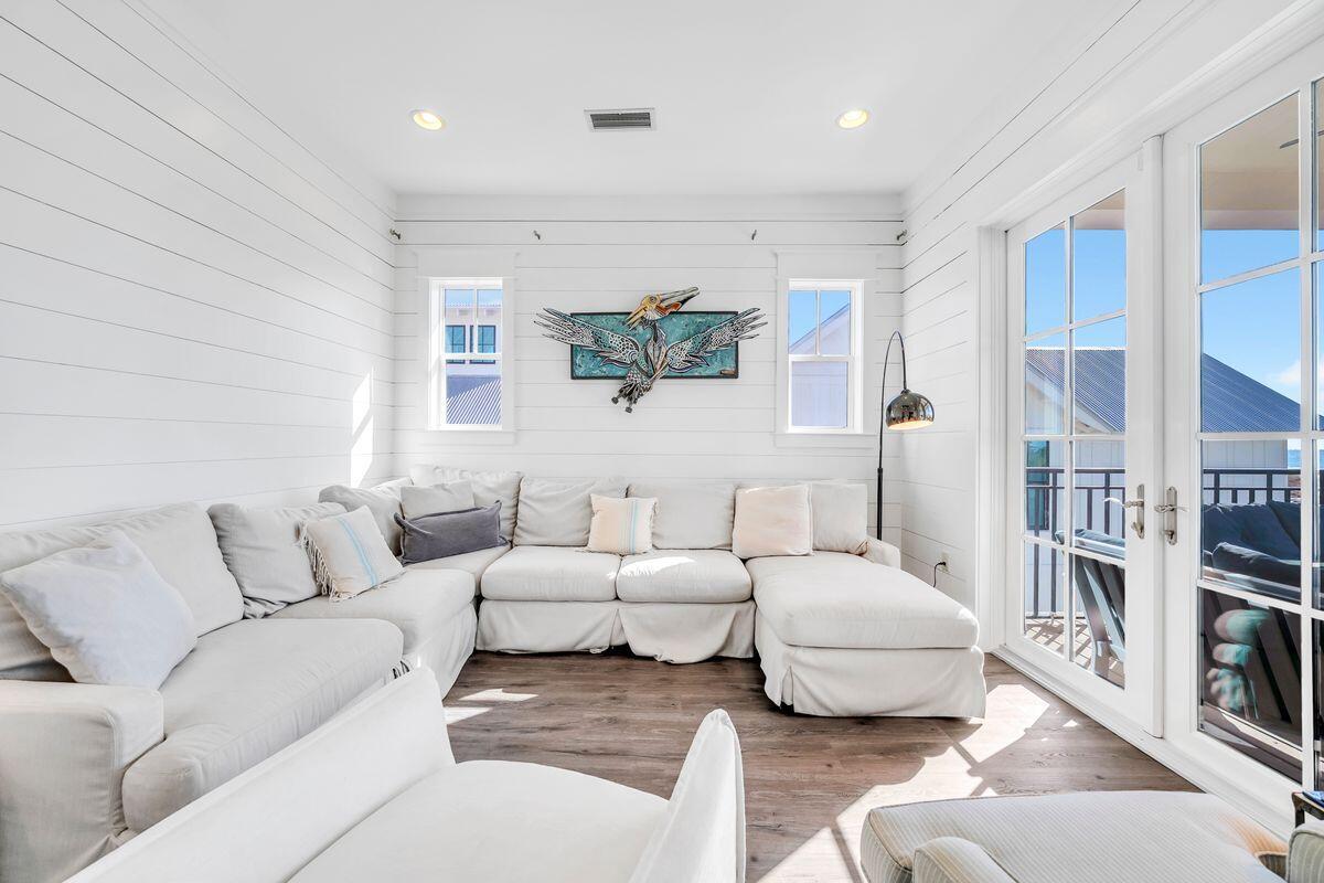 GRAYTON BEACH - Residential