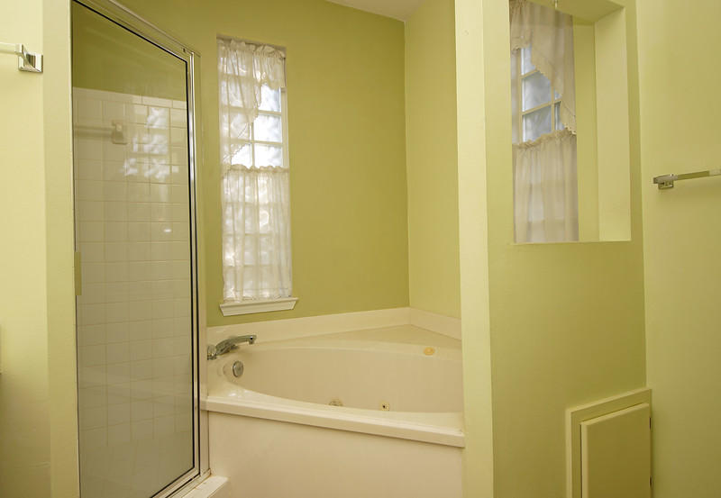 PARKWOOD SQUARE PH 2 - Residential