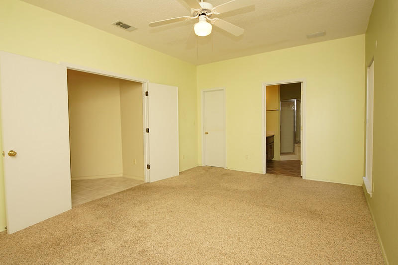 PARKWOOD SQUARE PH 2 - Residential