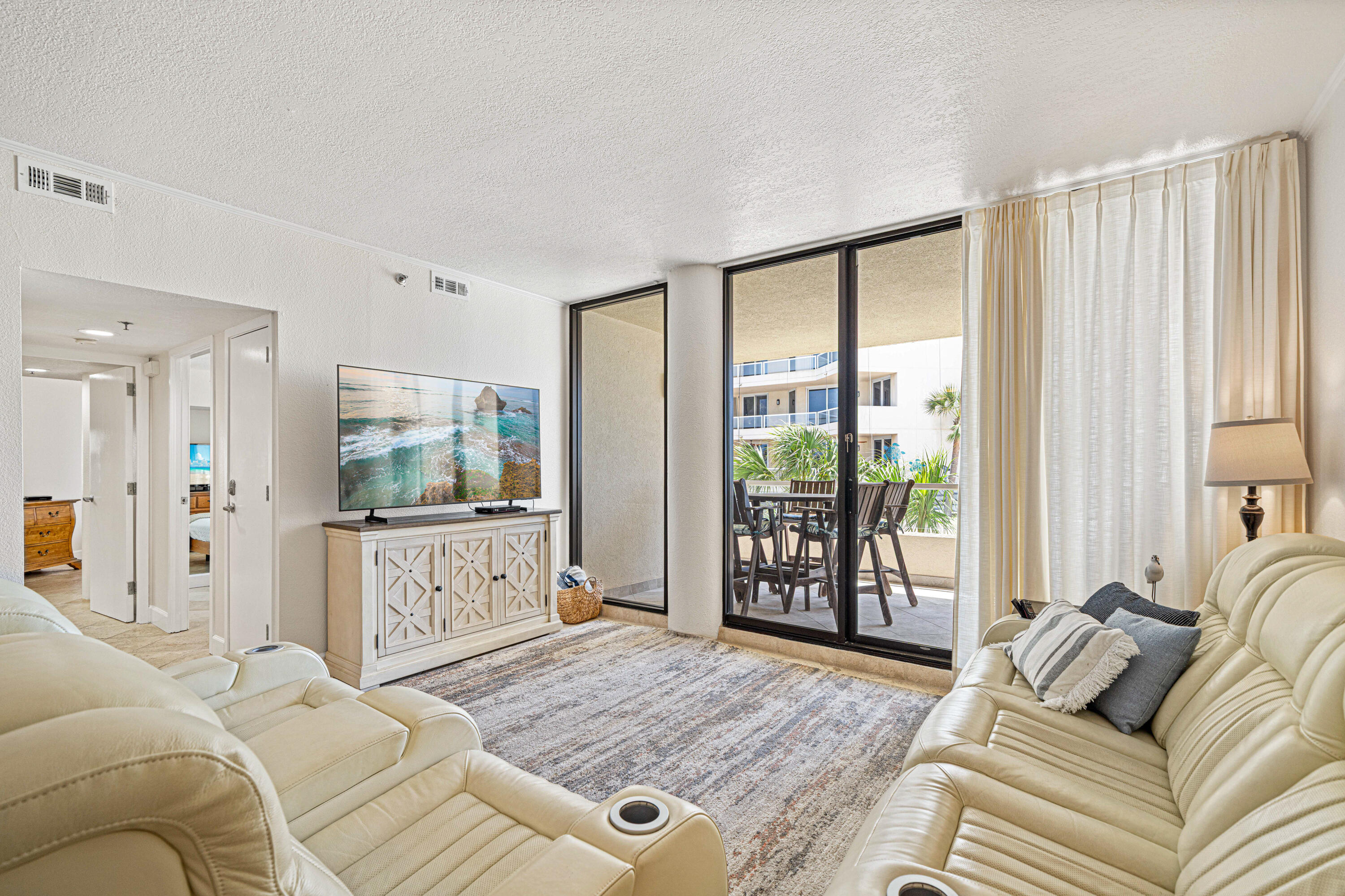 EAST PASS TOWERS CONDOMINIUM, PHASE 1 - Residential