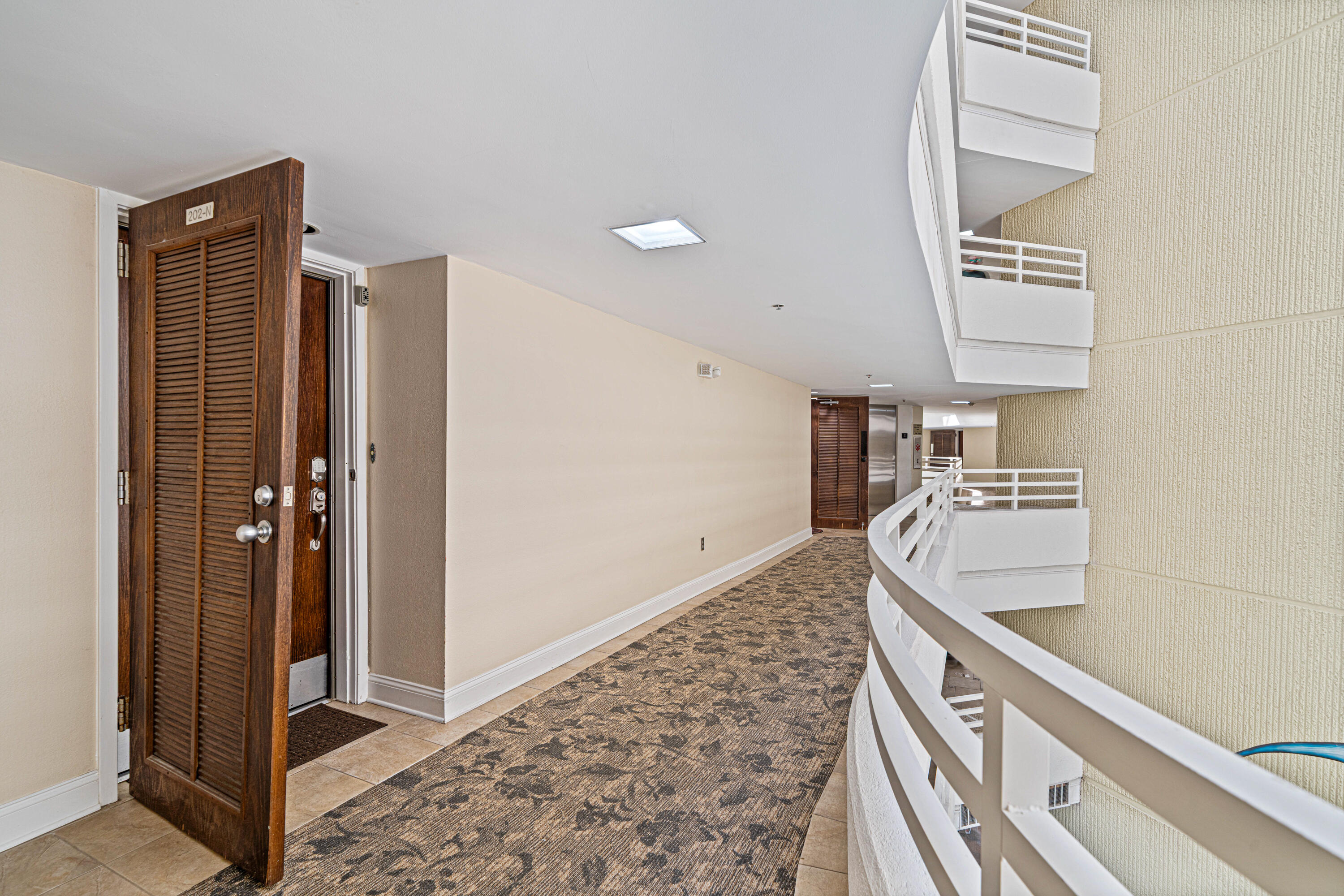 EAST PASS TOWERS CONDOMINIUM, PHASE 1 - Residential