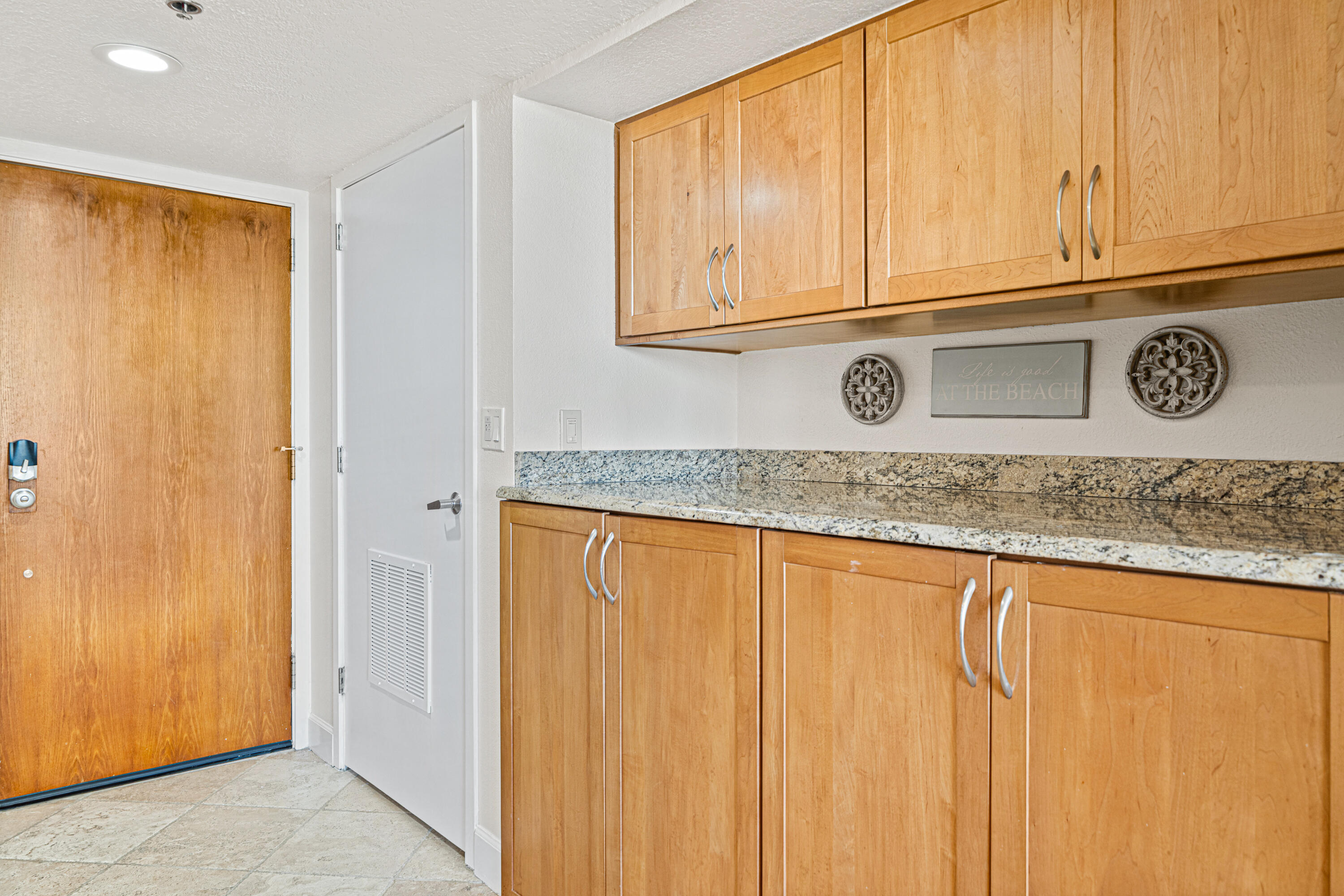 EAST PASS TOWERS CONDOMINIUM, PHASE 1 - Residential