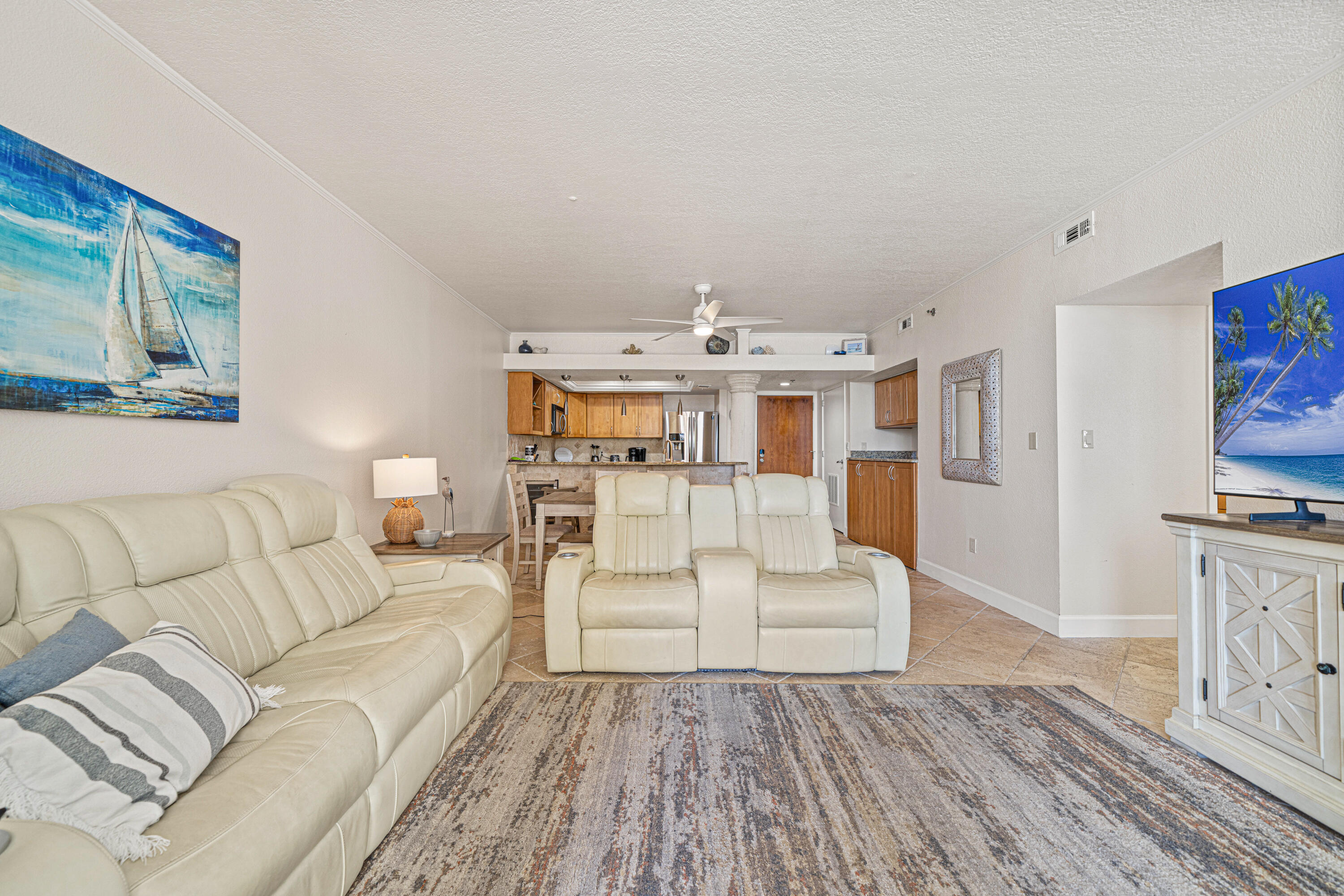 EAST PASS TOWERS CONDOMINIUM, PHASE 1 - Residential