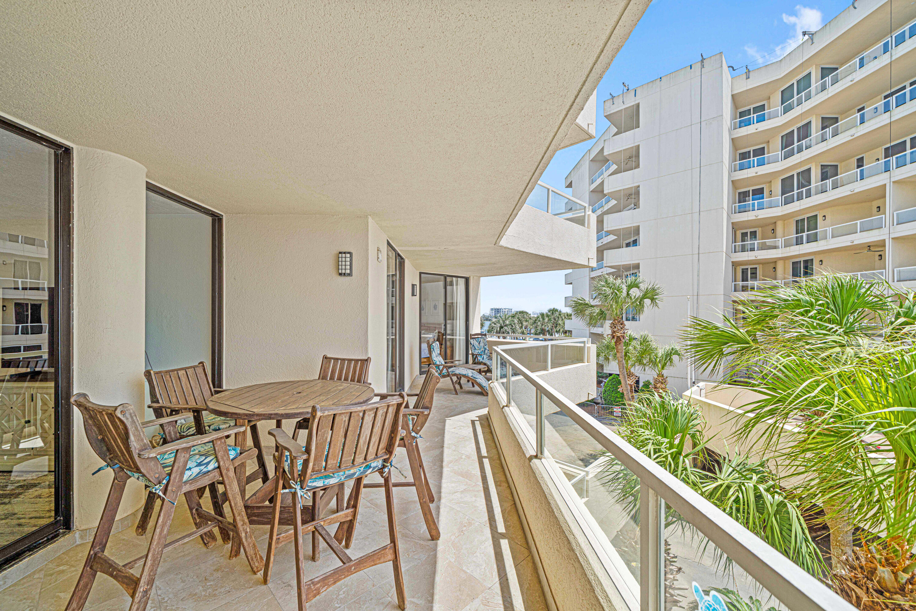 EAST PASS TOWERS CONDOMINIUM, PHASE 1 - Residential