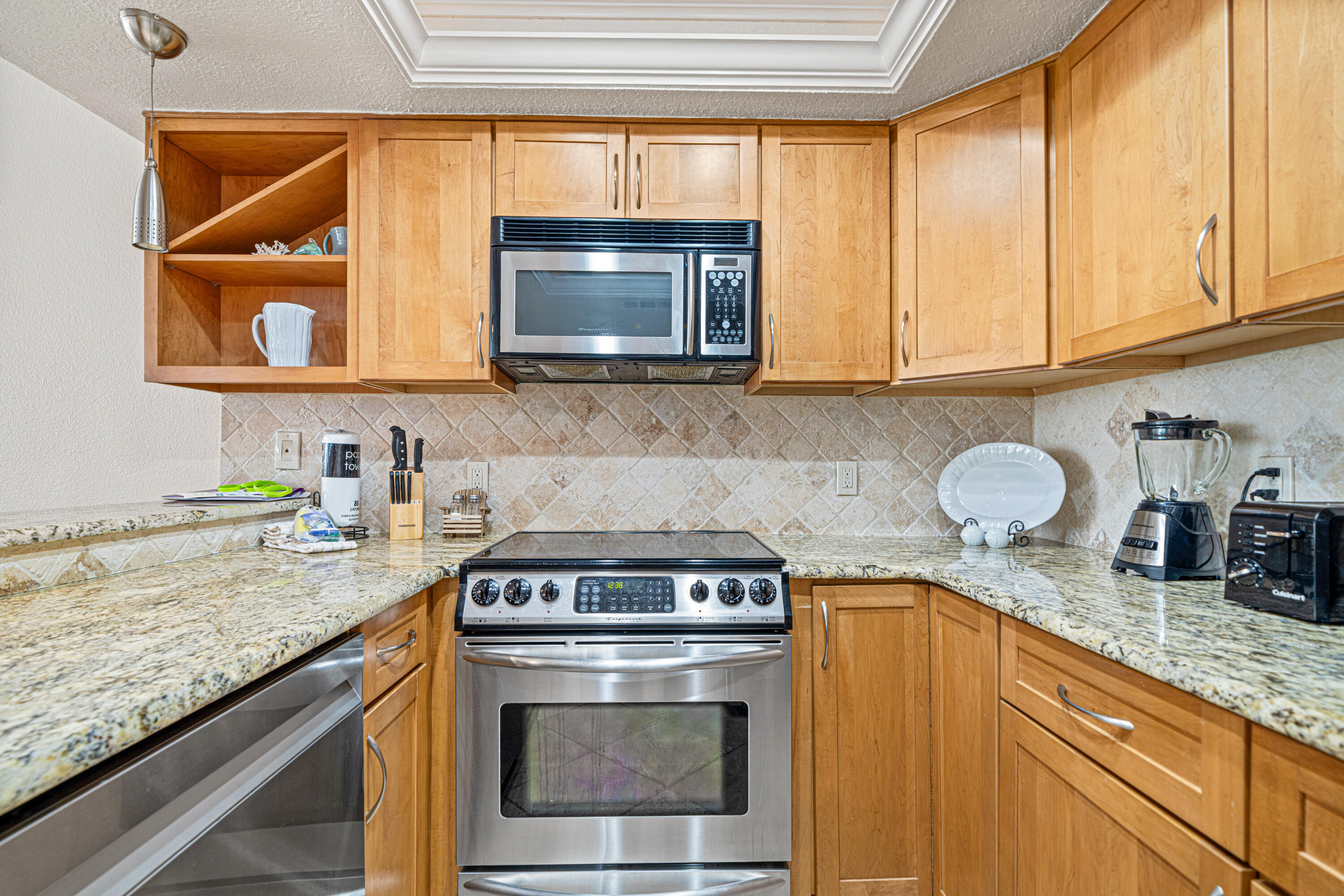 EAST PASS TOWERS CONDOMINIUM, PHASE 1 - Residential