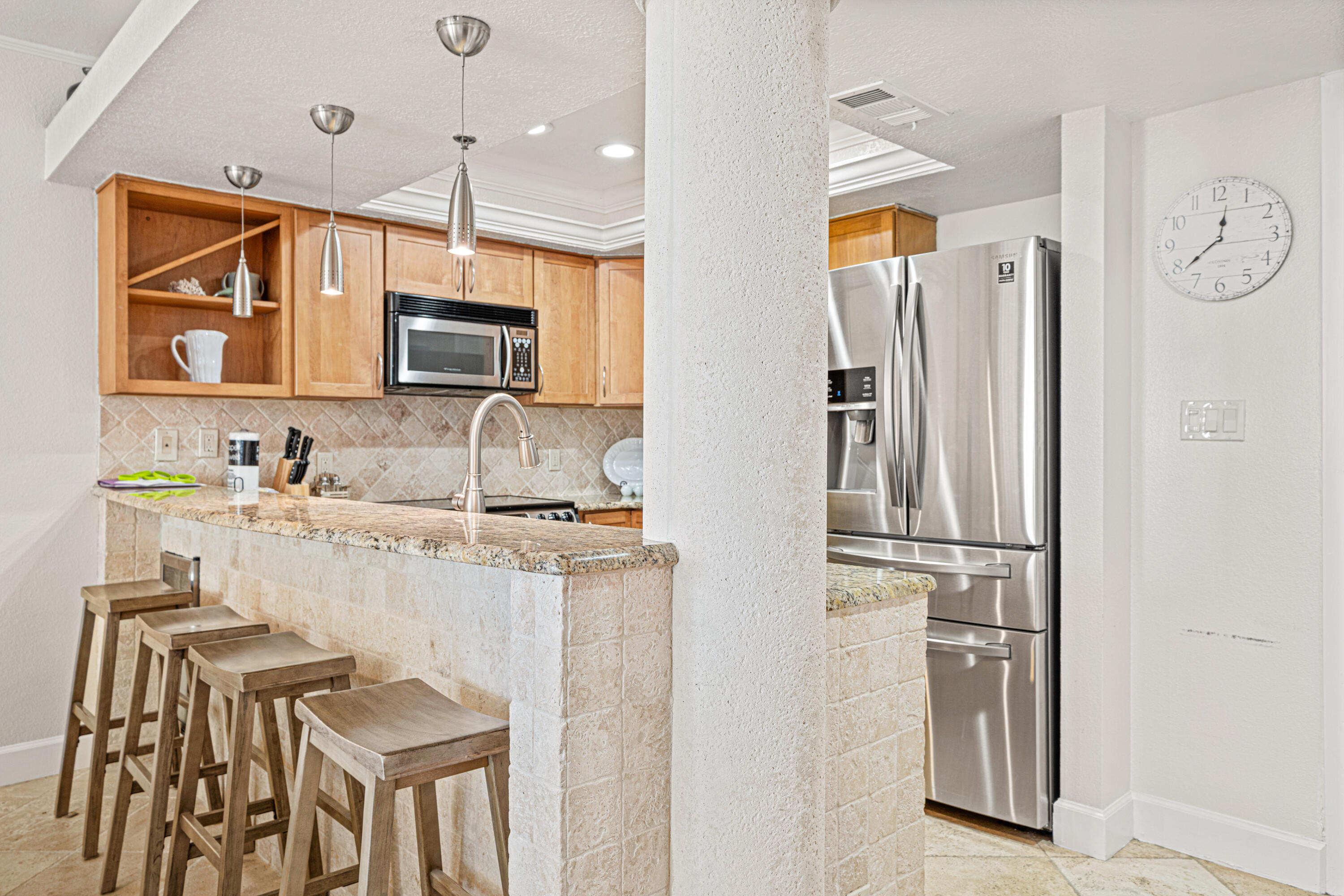 EAST PASS TOWERS CONDOMINIUM, PHASE 1 - Residential