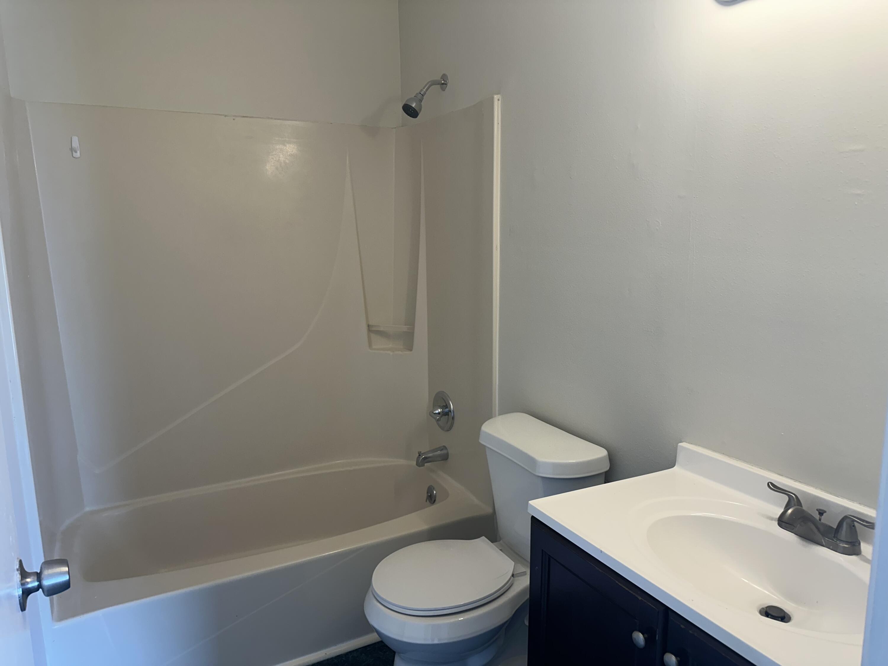 DESTIN RACQUET CLUB T/H - Residential Lease