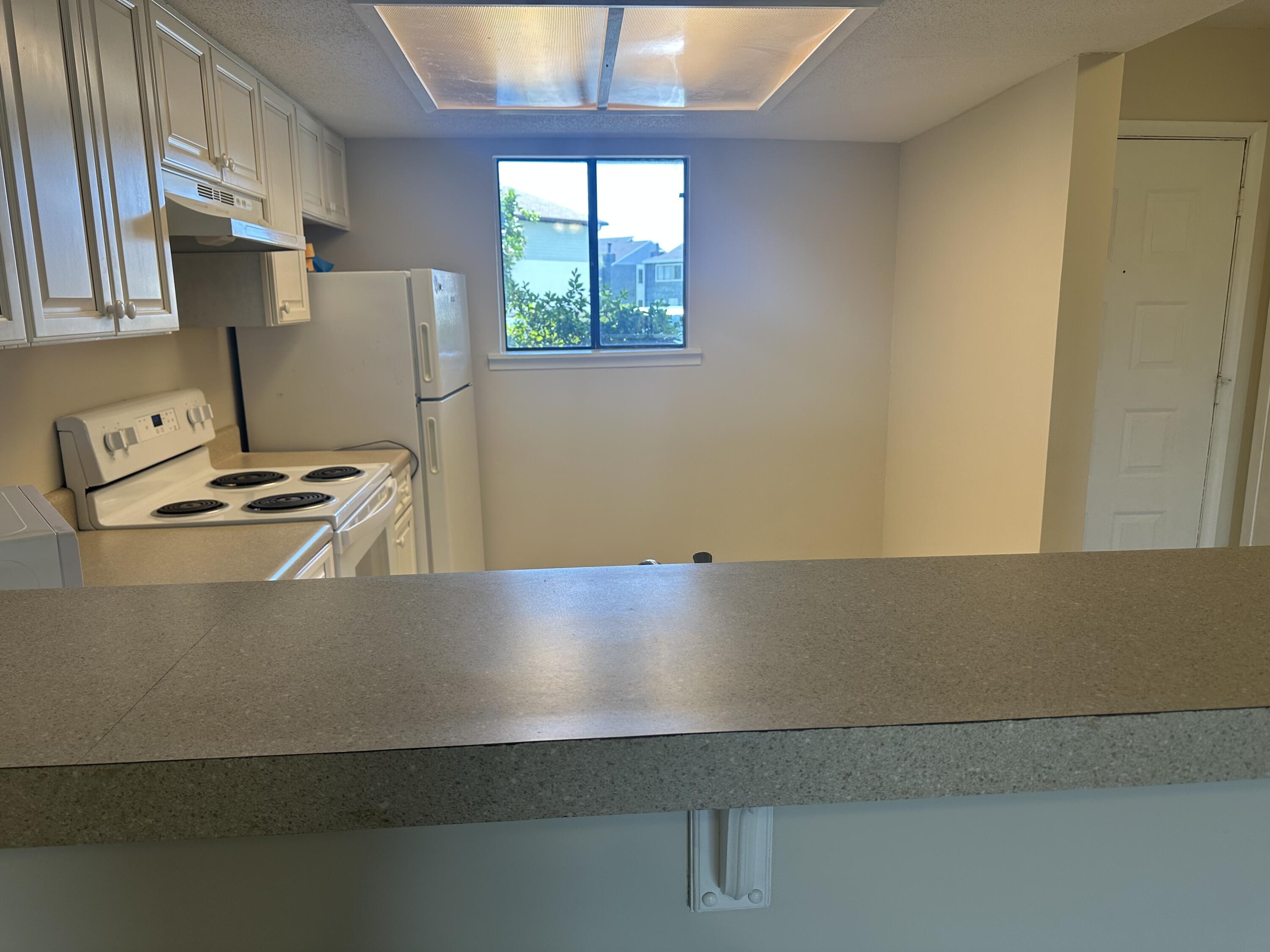DESTIN RACQUET CLUB T/H - Residential Lease