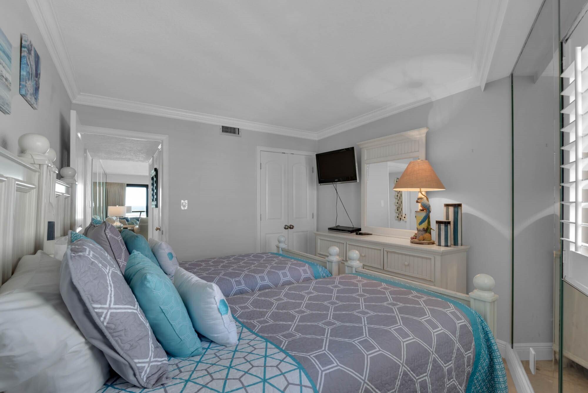 EDGEWATER BEACH CONDO PH 1 - Residential