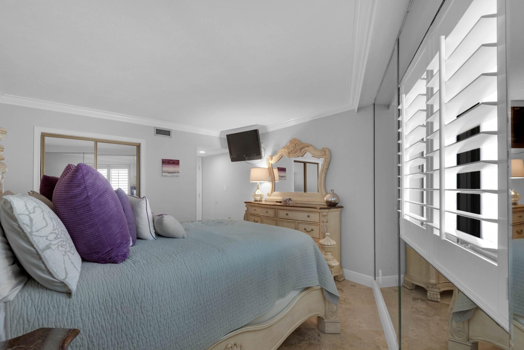 EDGEWATER BEACH CONDO PH 1 - Residential